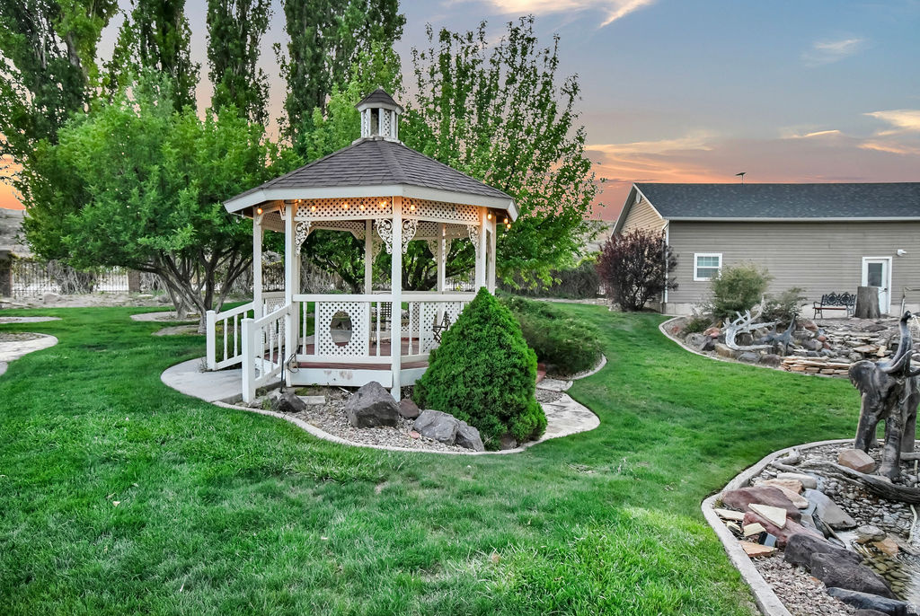 main property photo 81