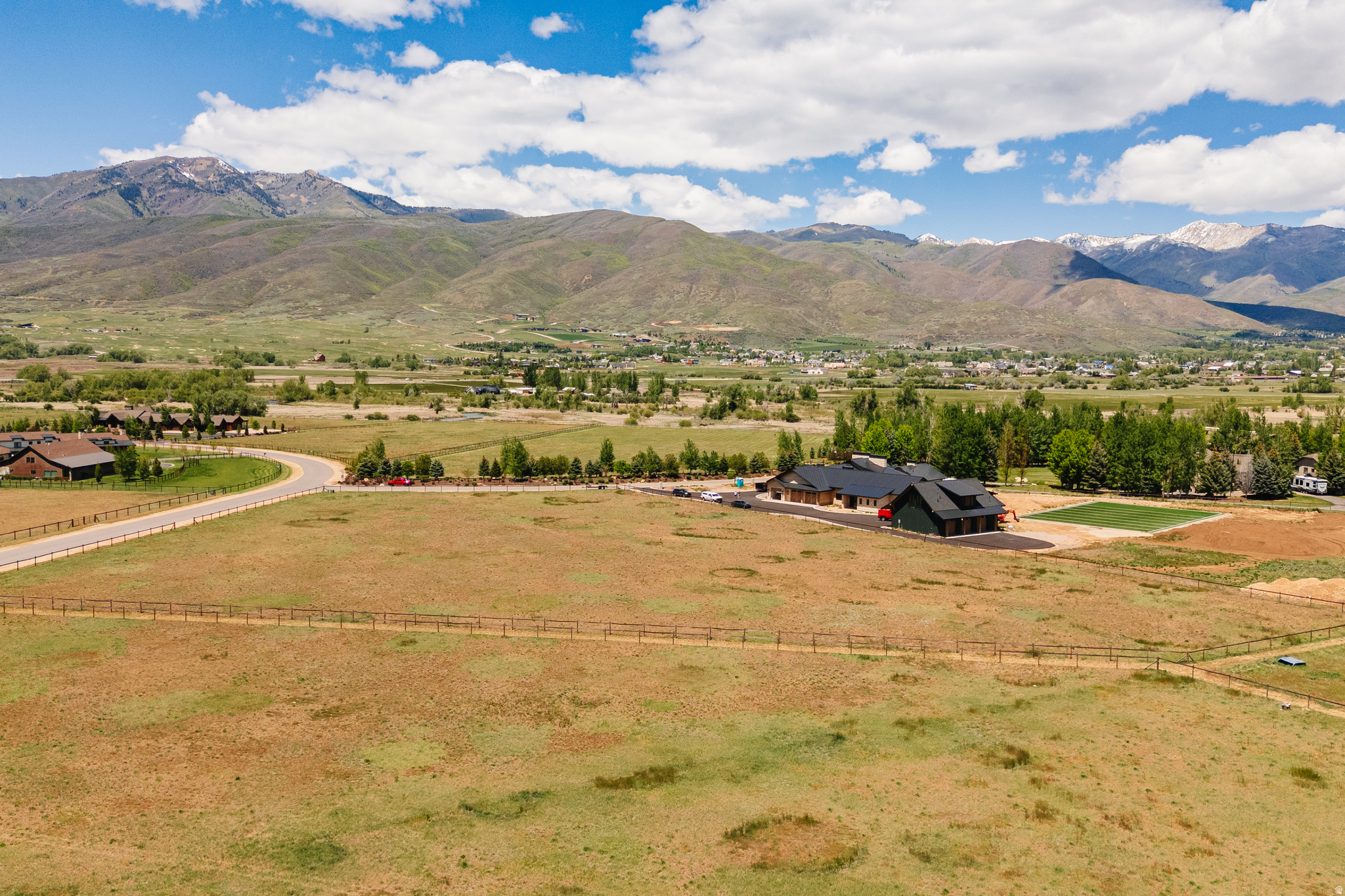 main property photo 4