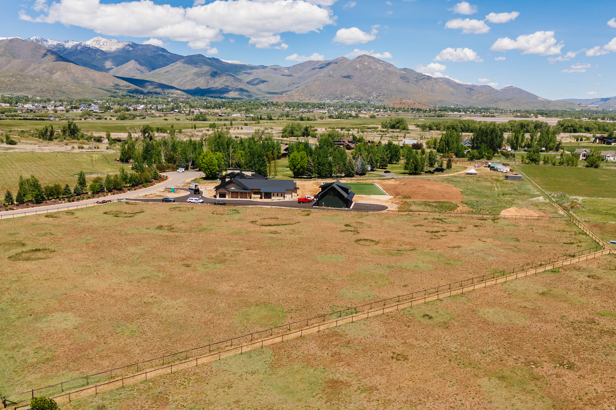 main property photo 5