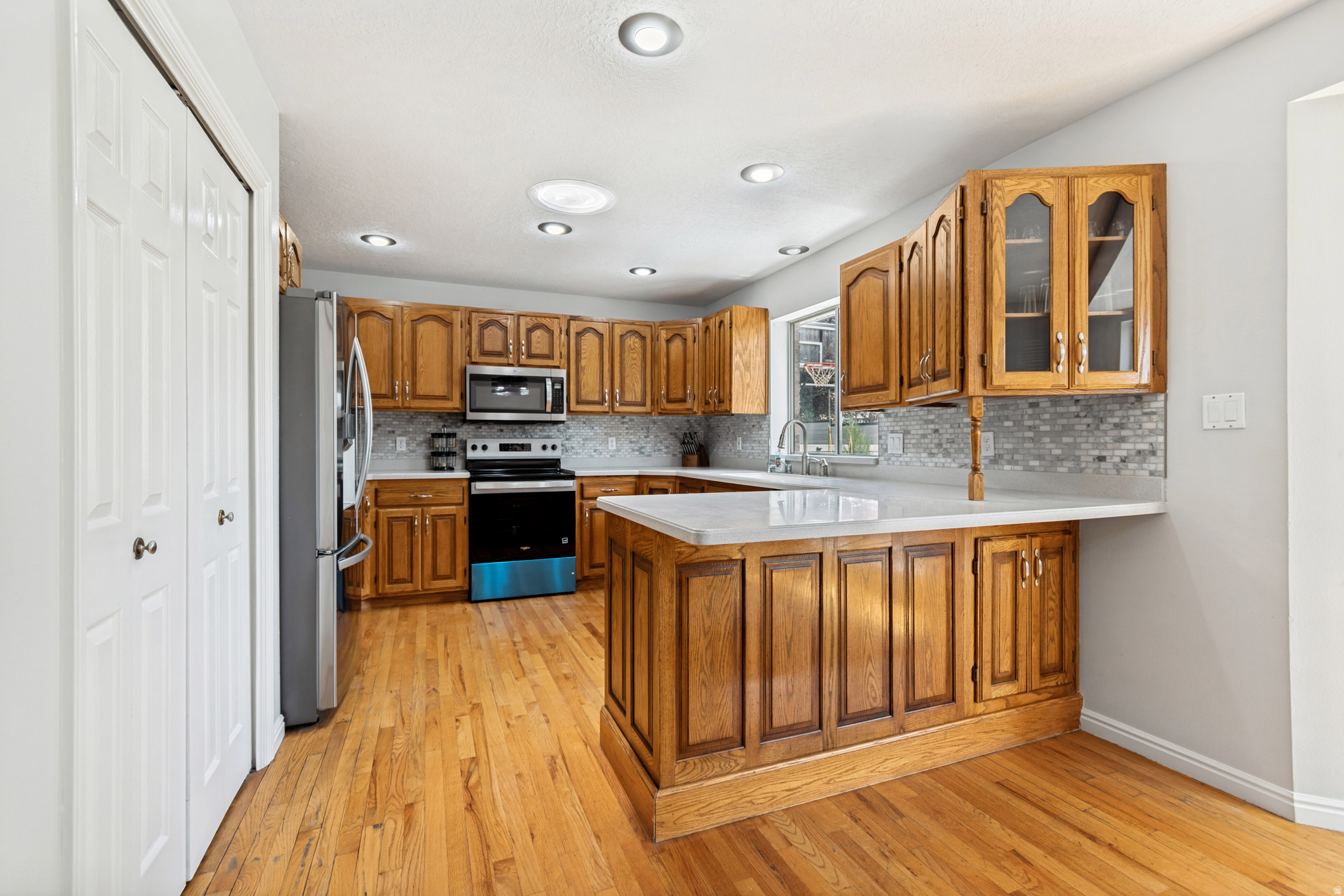 main property photo 22
