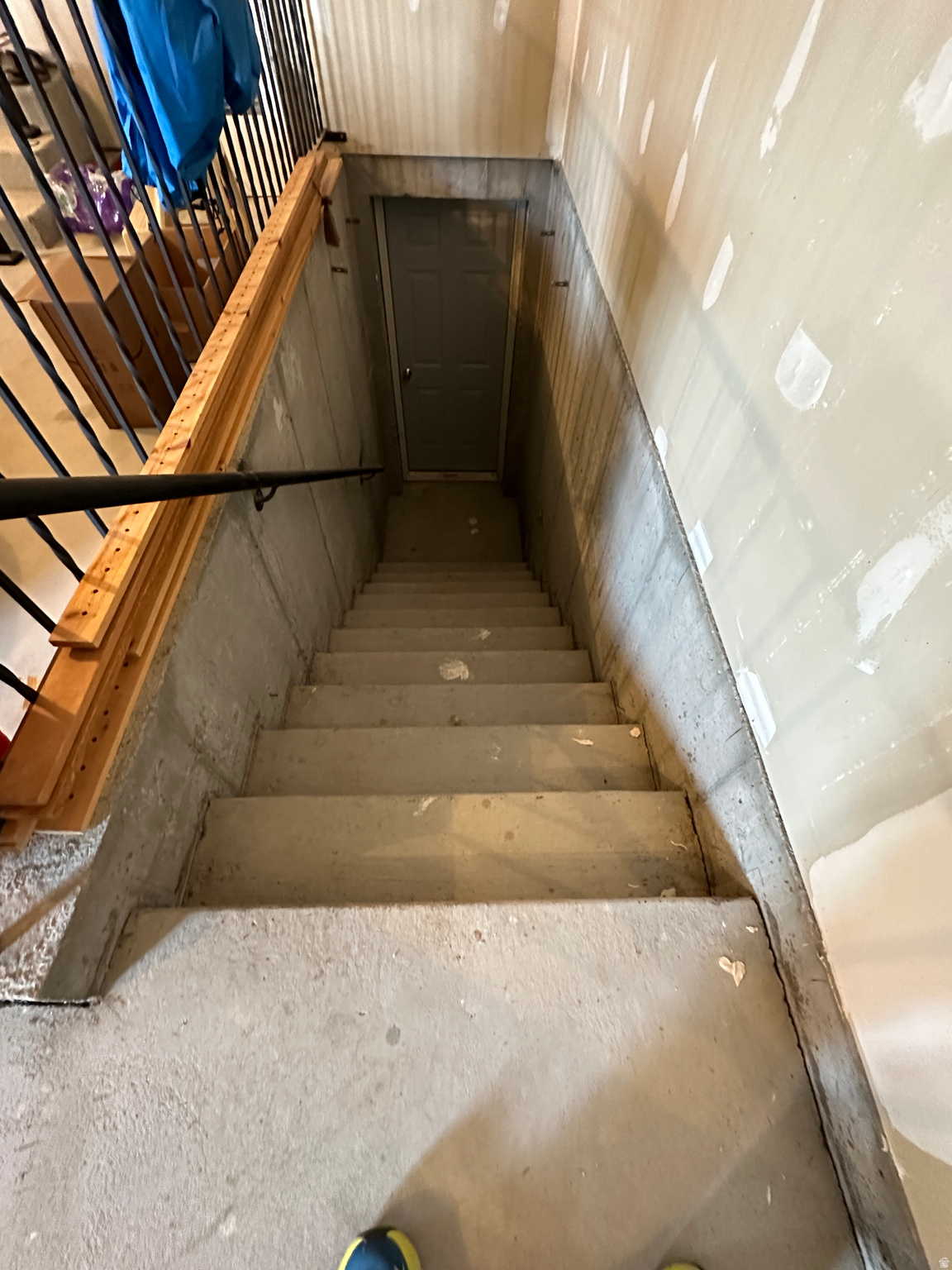 main property photo 38