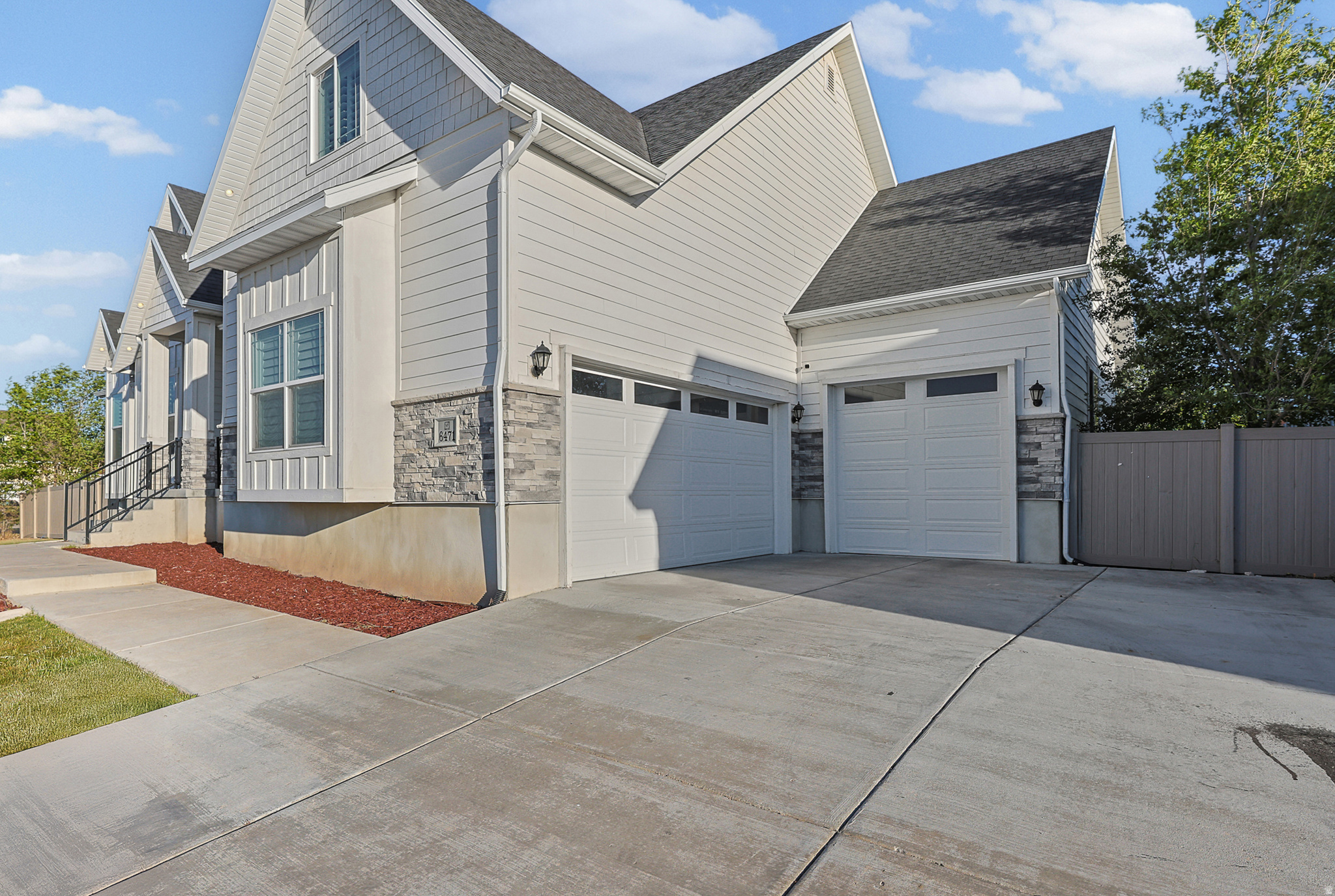 main property photo 67