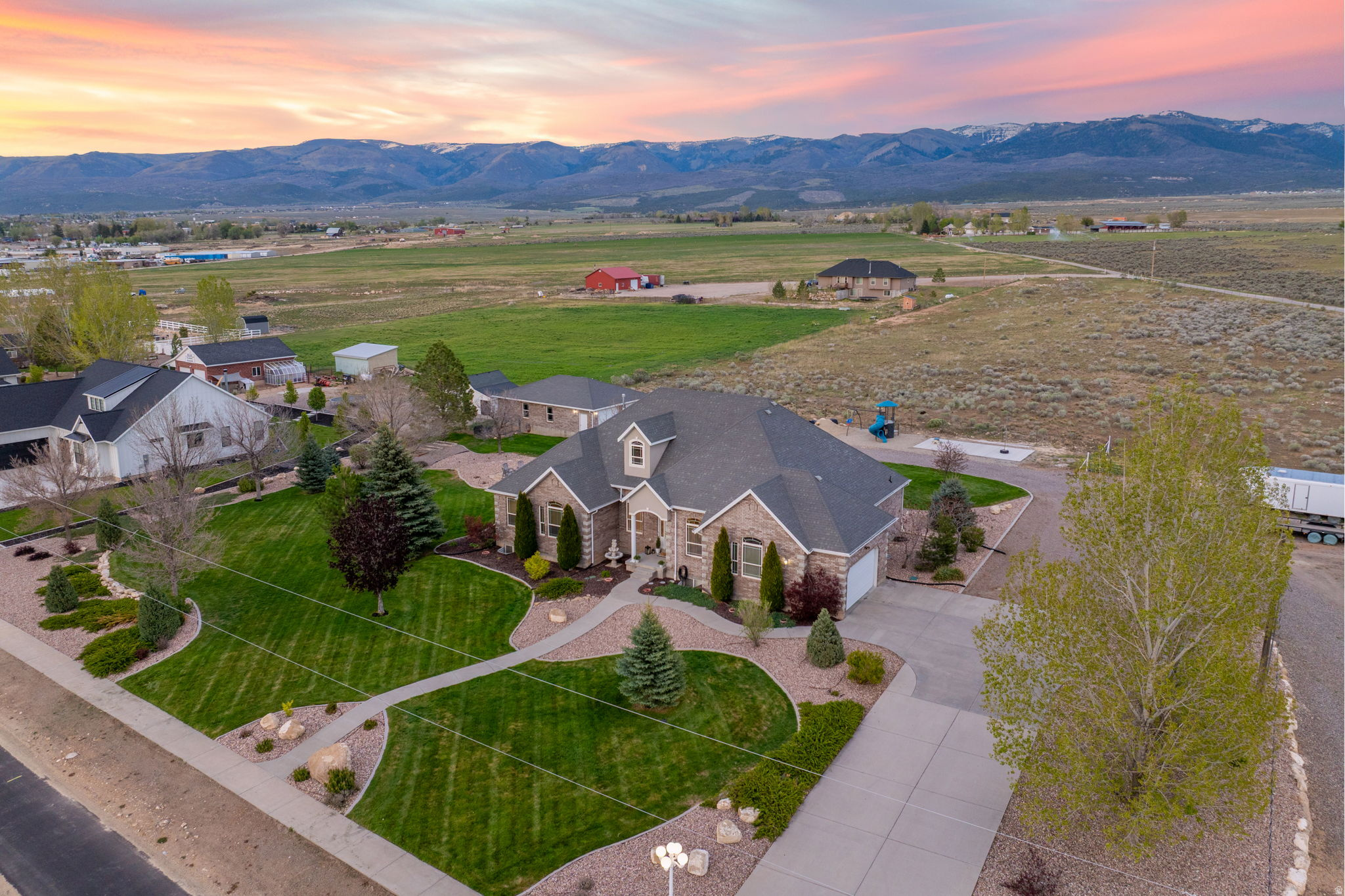main property photo 70