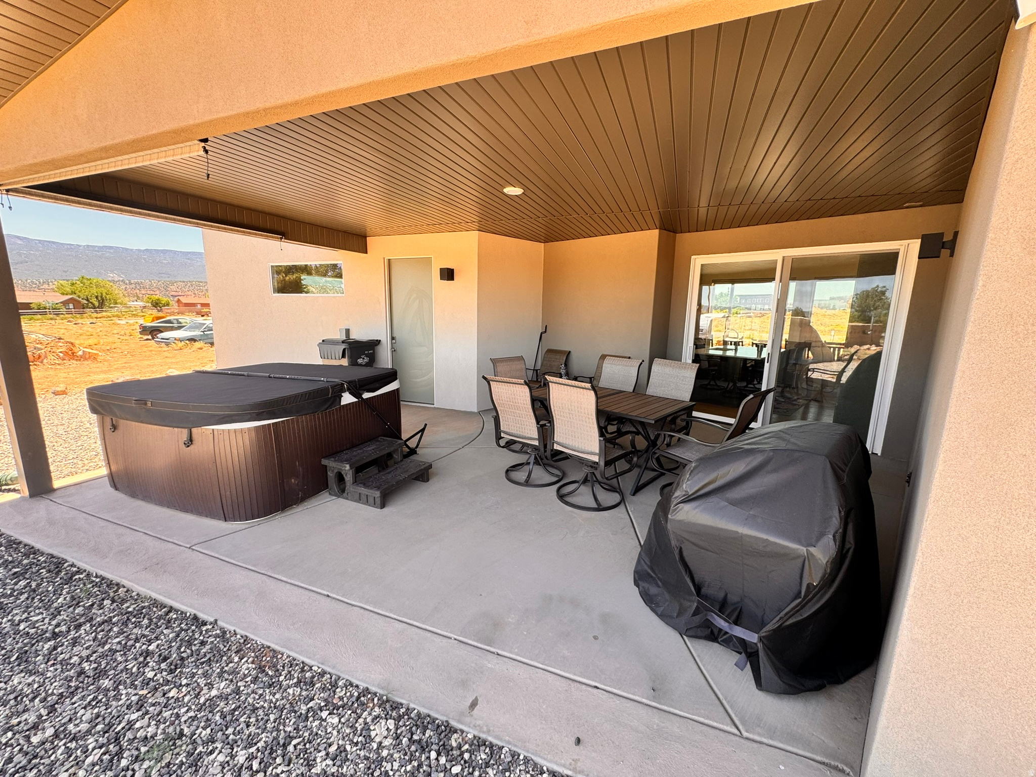 main property photo 29