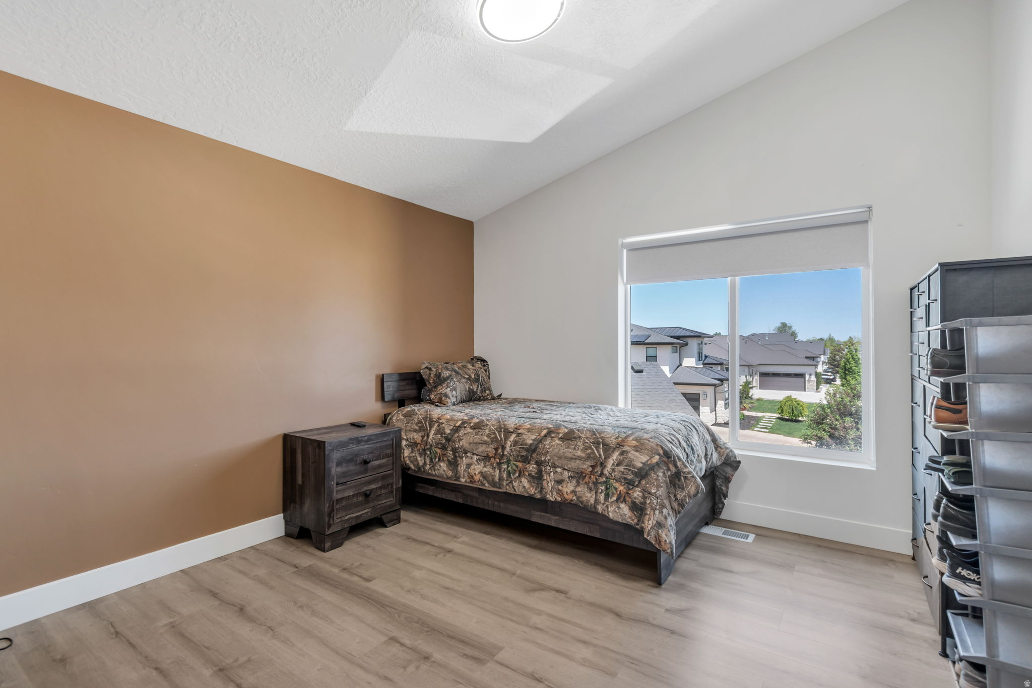 main property photo 73