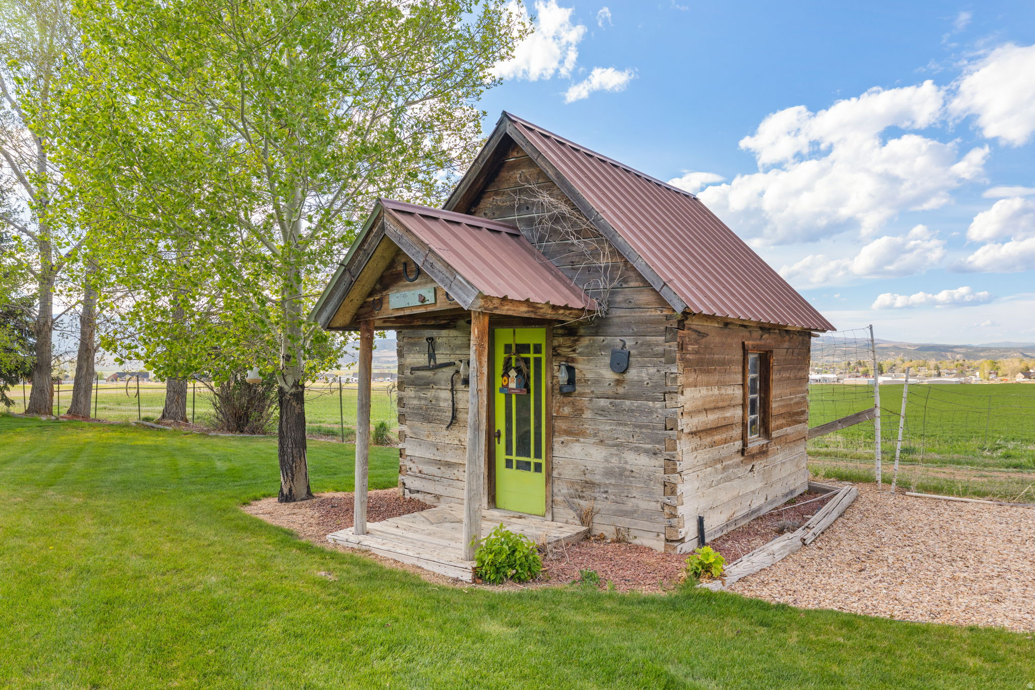 main property photo 36