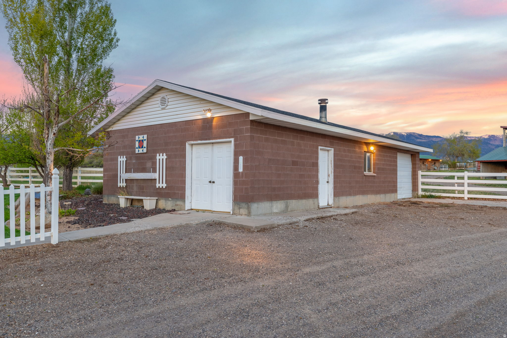 main property photo 51