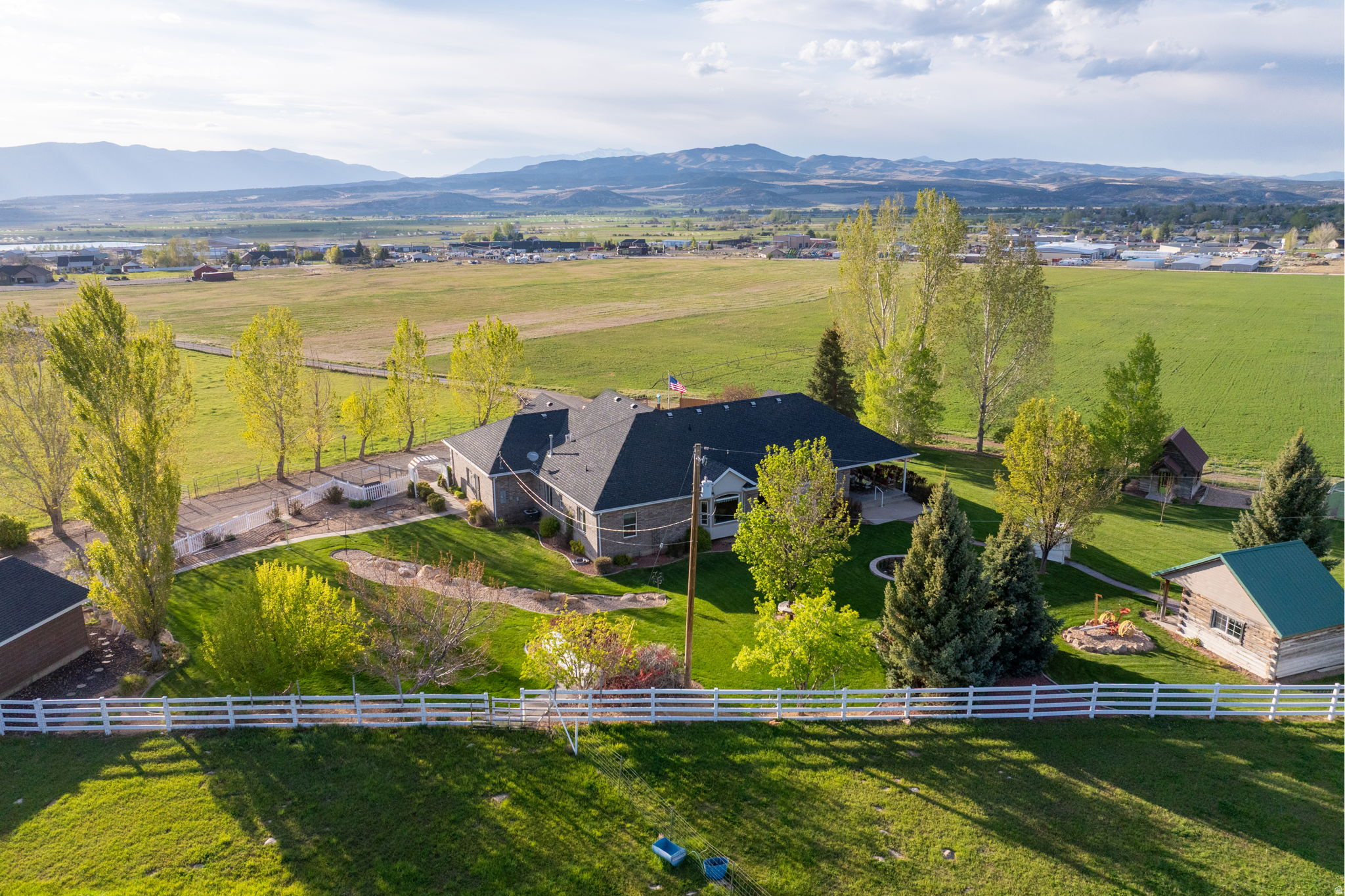 main property photo 83