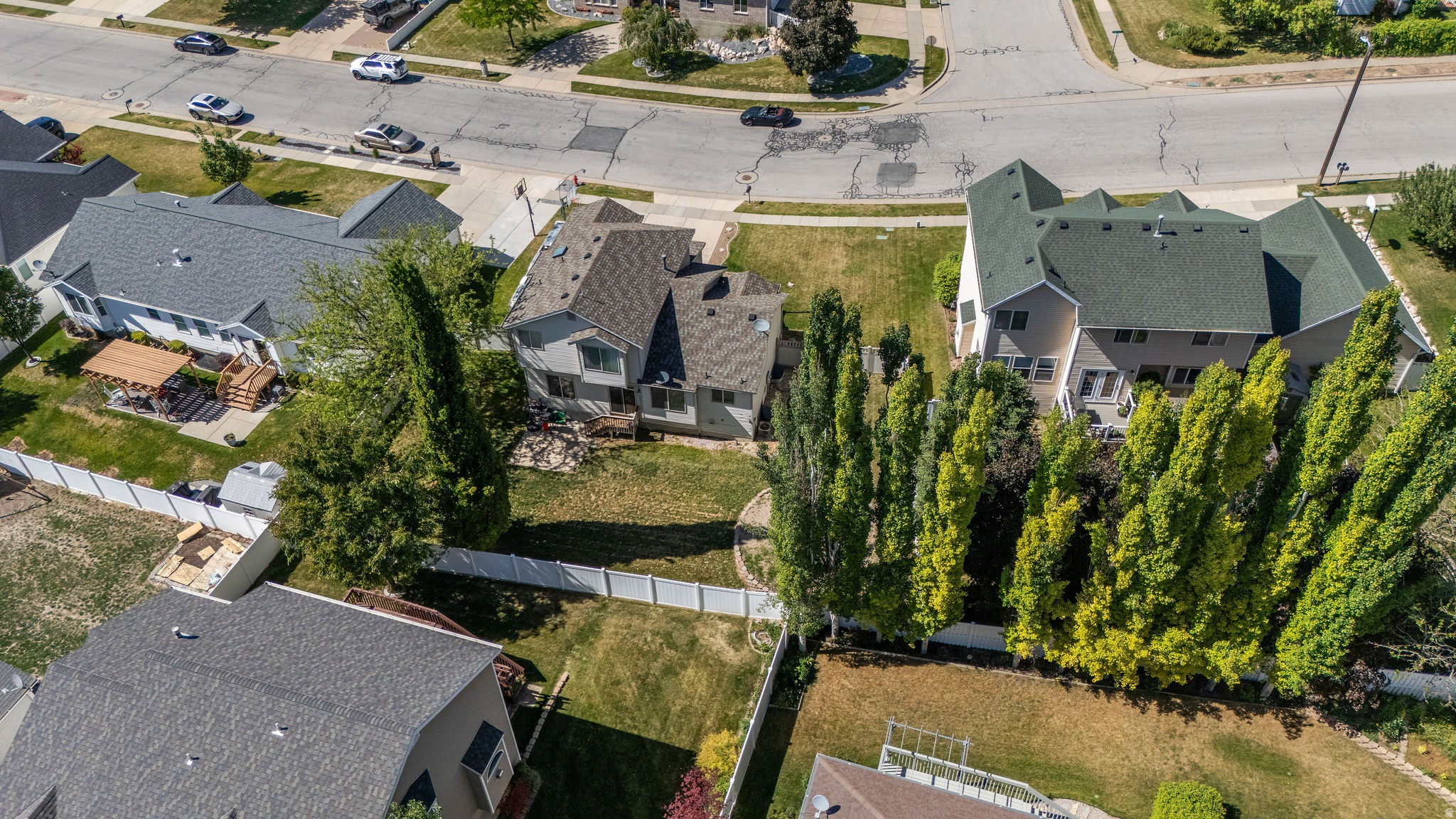 main property photo 38