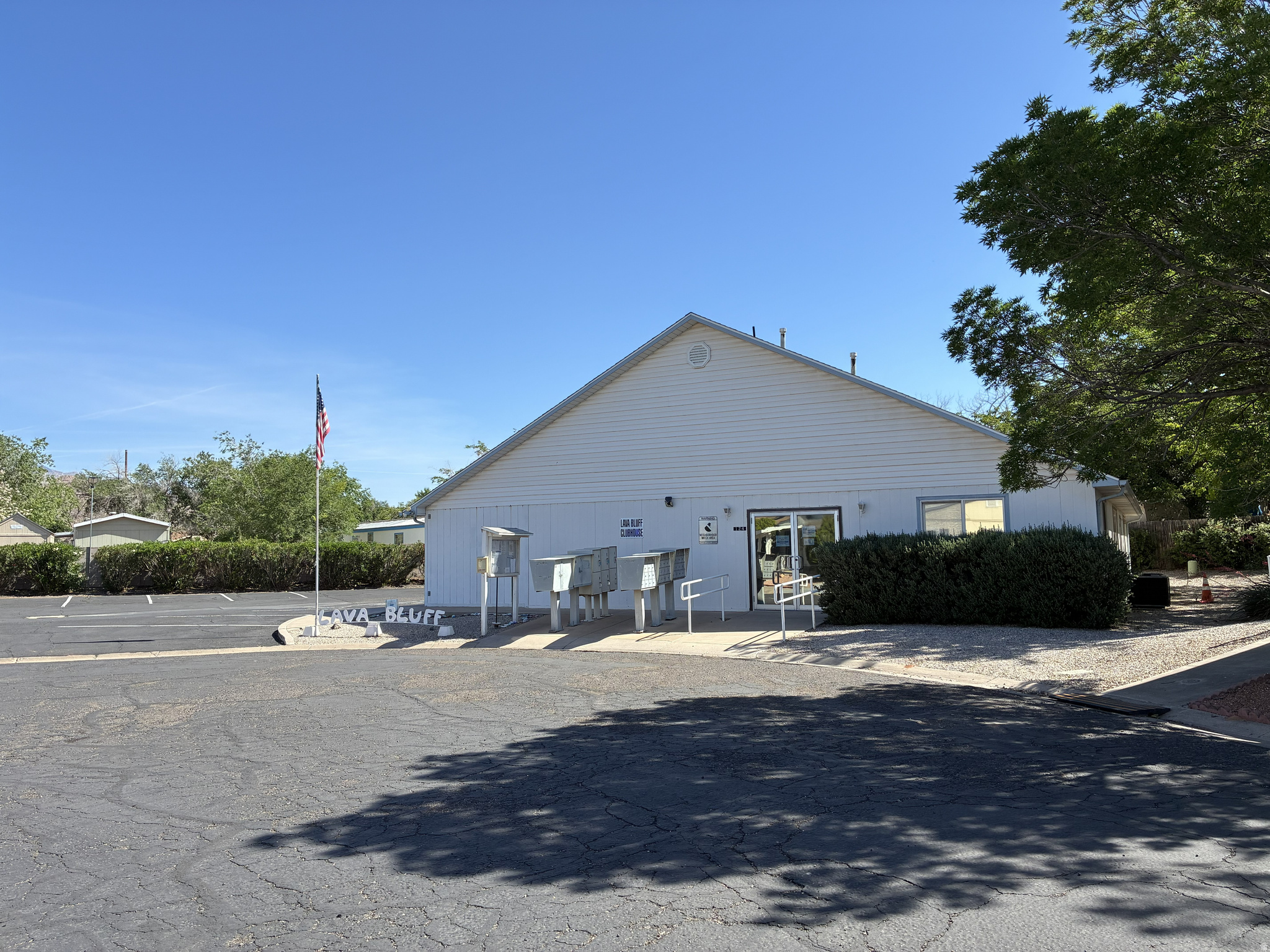 main property photo 43