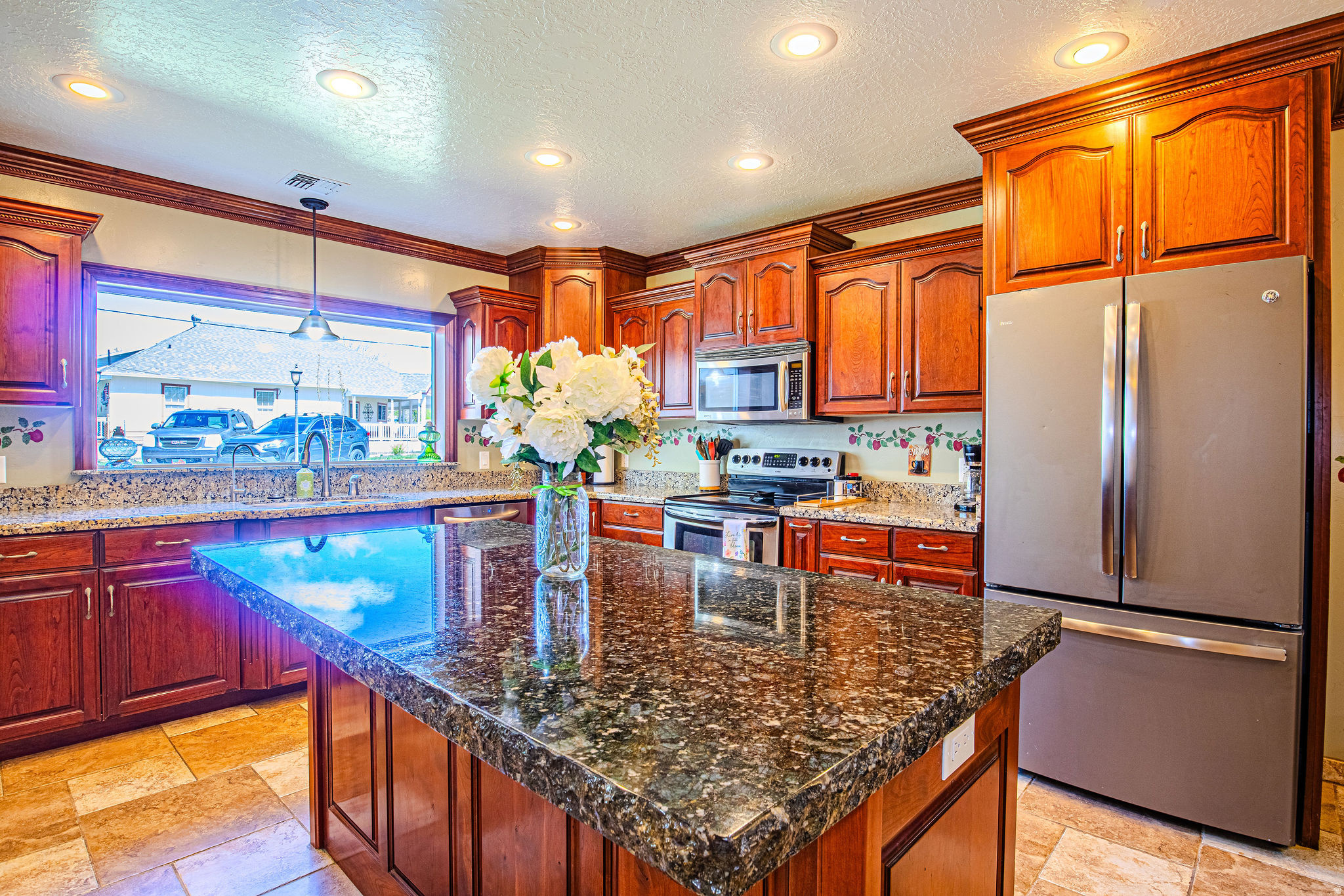 main property photo 14