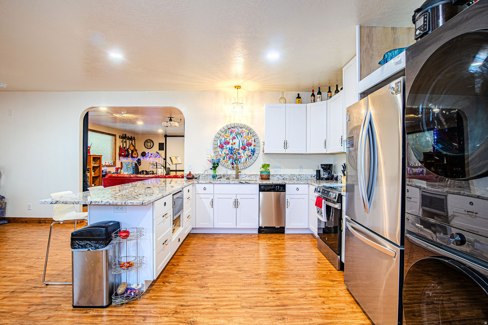 main property photo 81