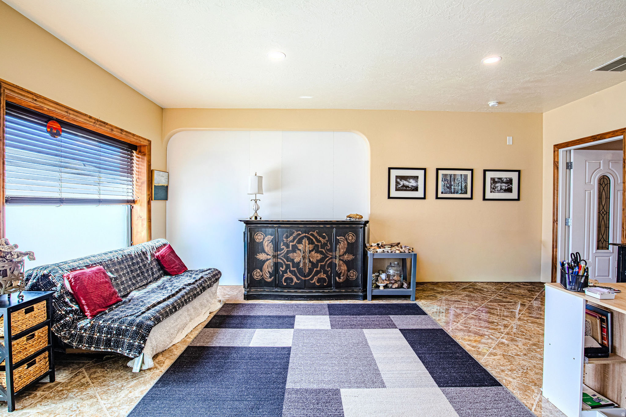 main property photo 94