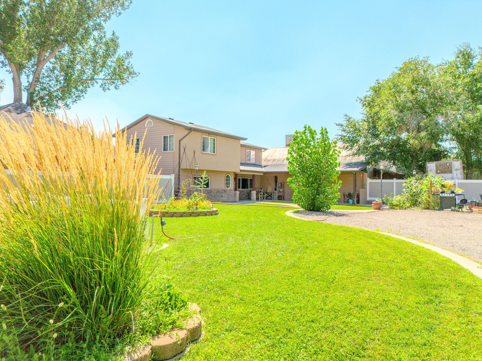 main property photo 96