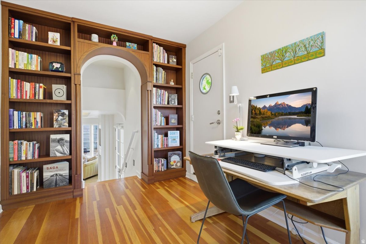 main property photo 11