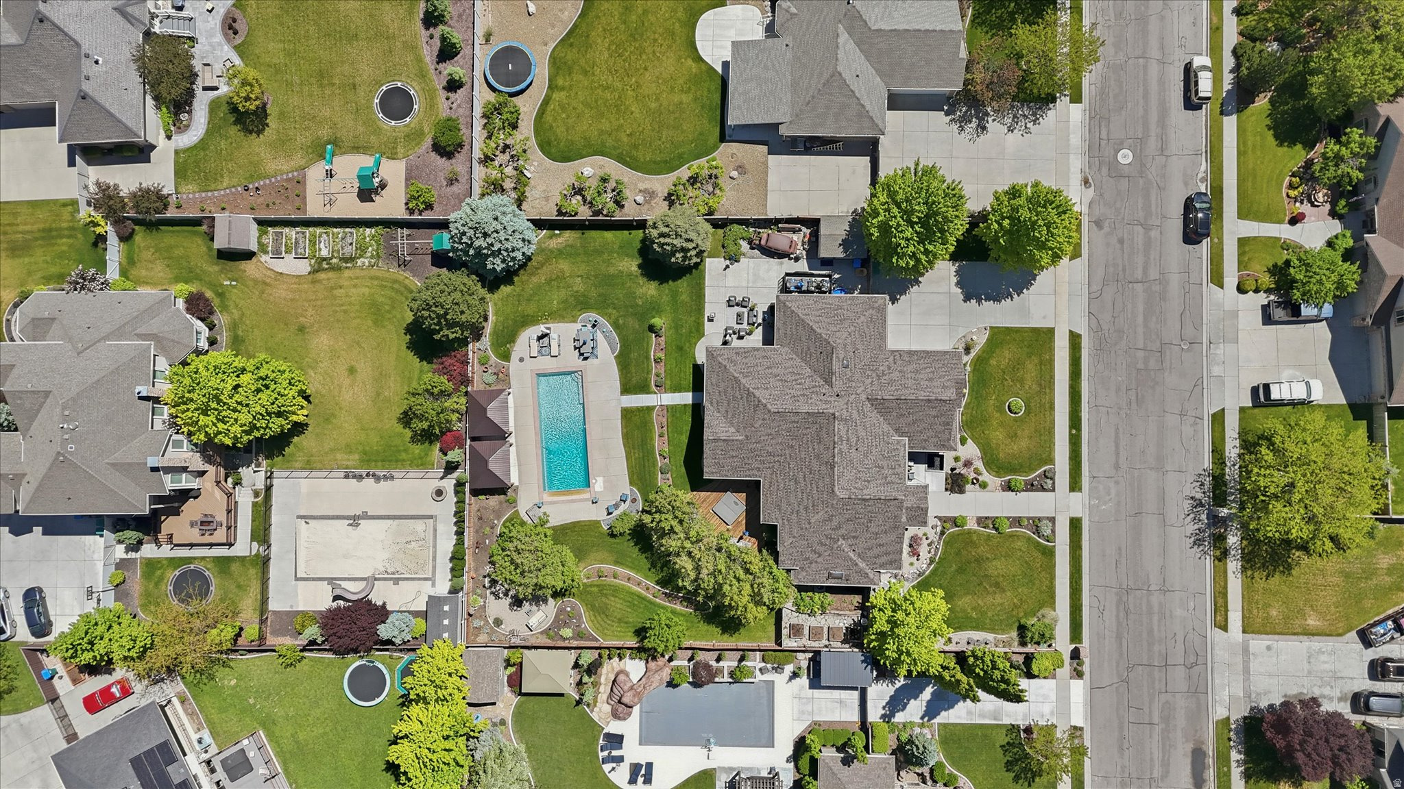 main property photo 66