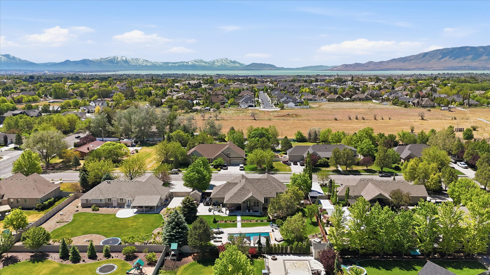 main property photo 68