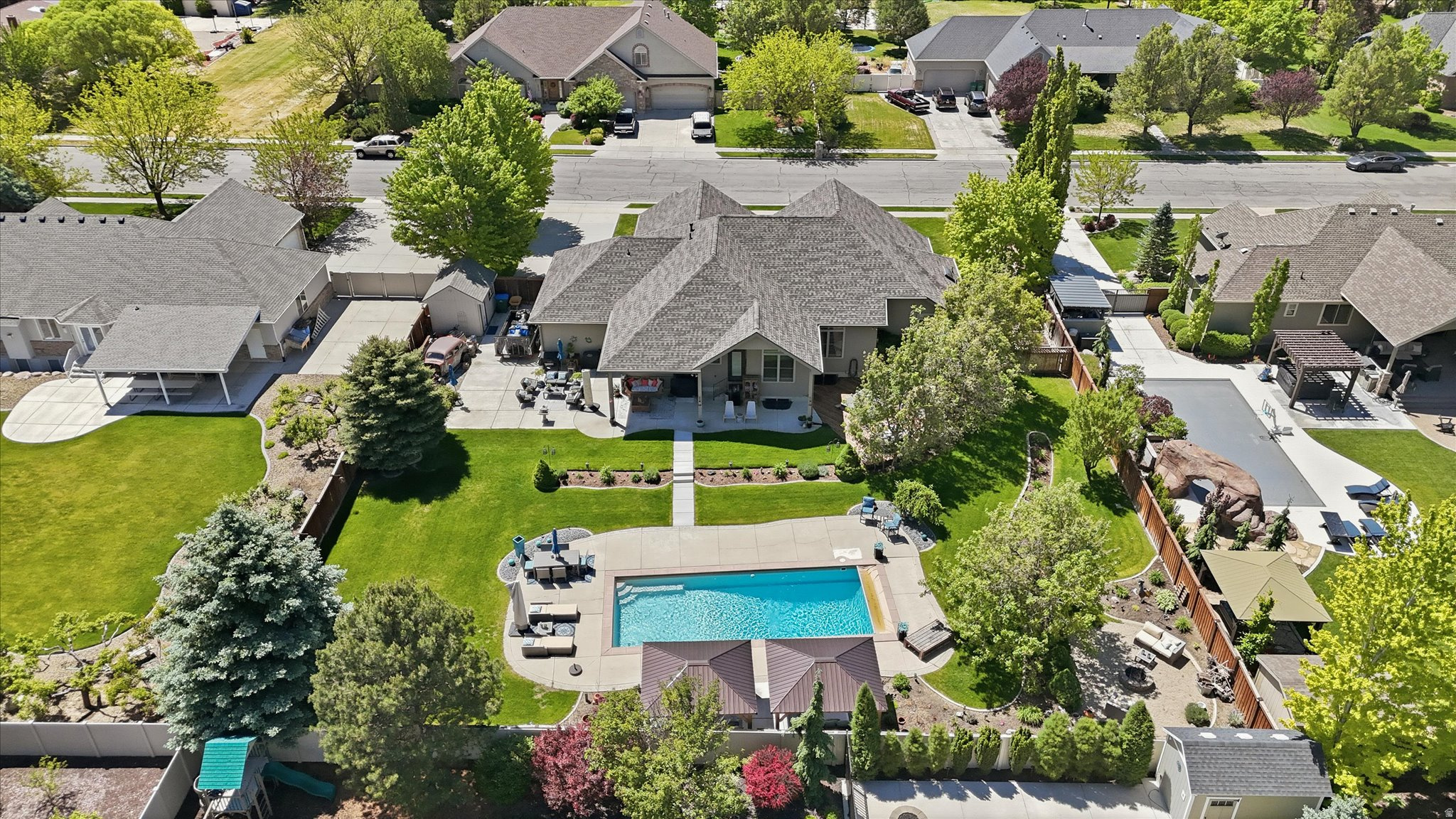 main property photo 69
