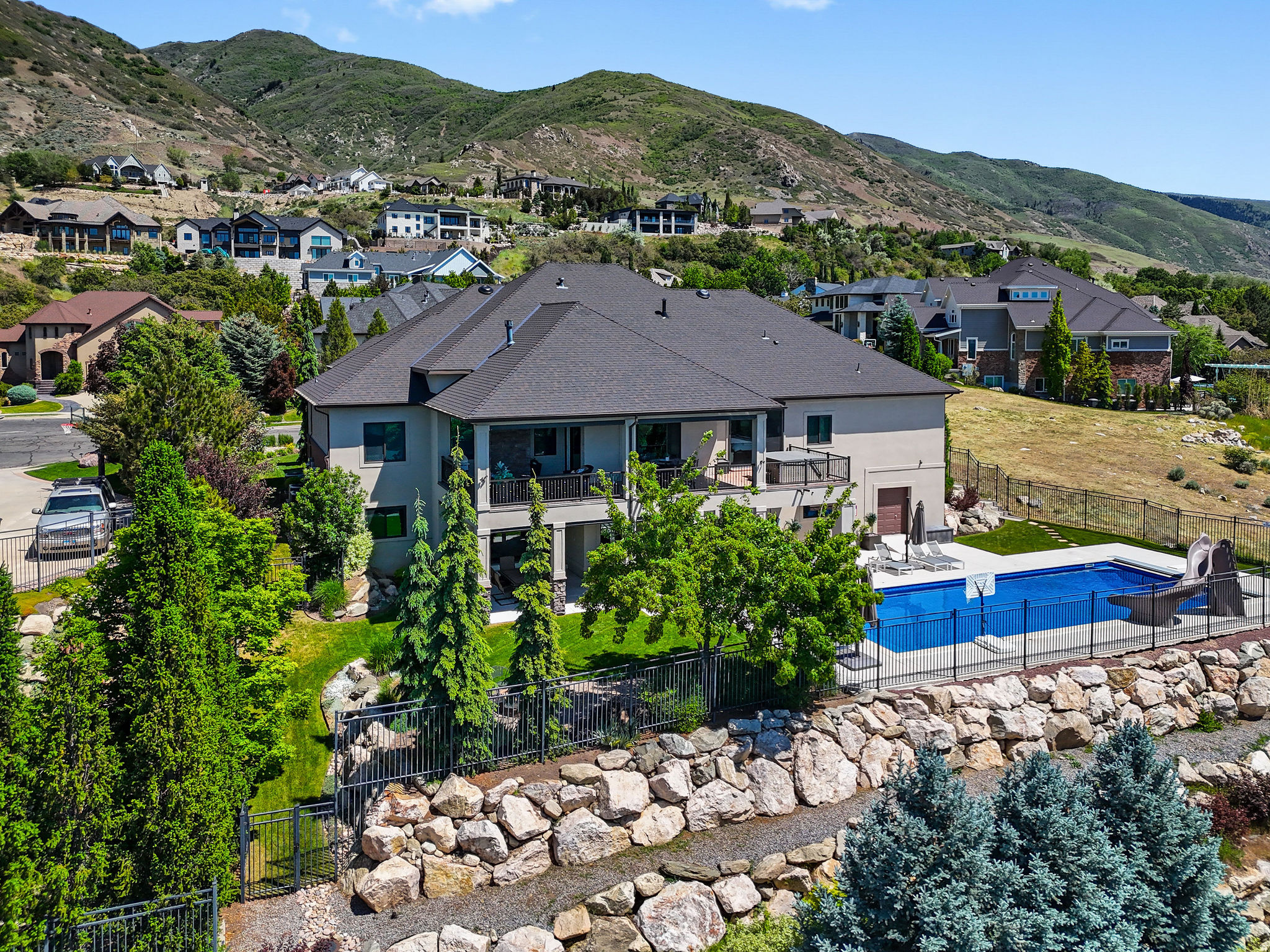 main property photo 57