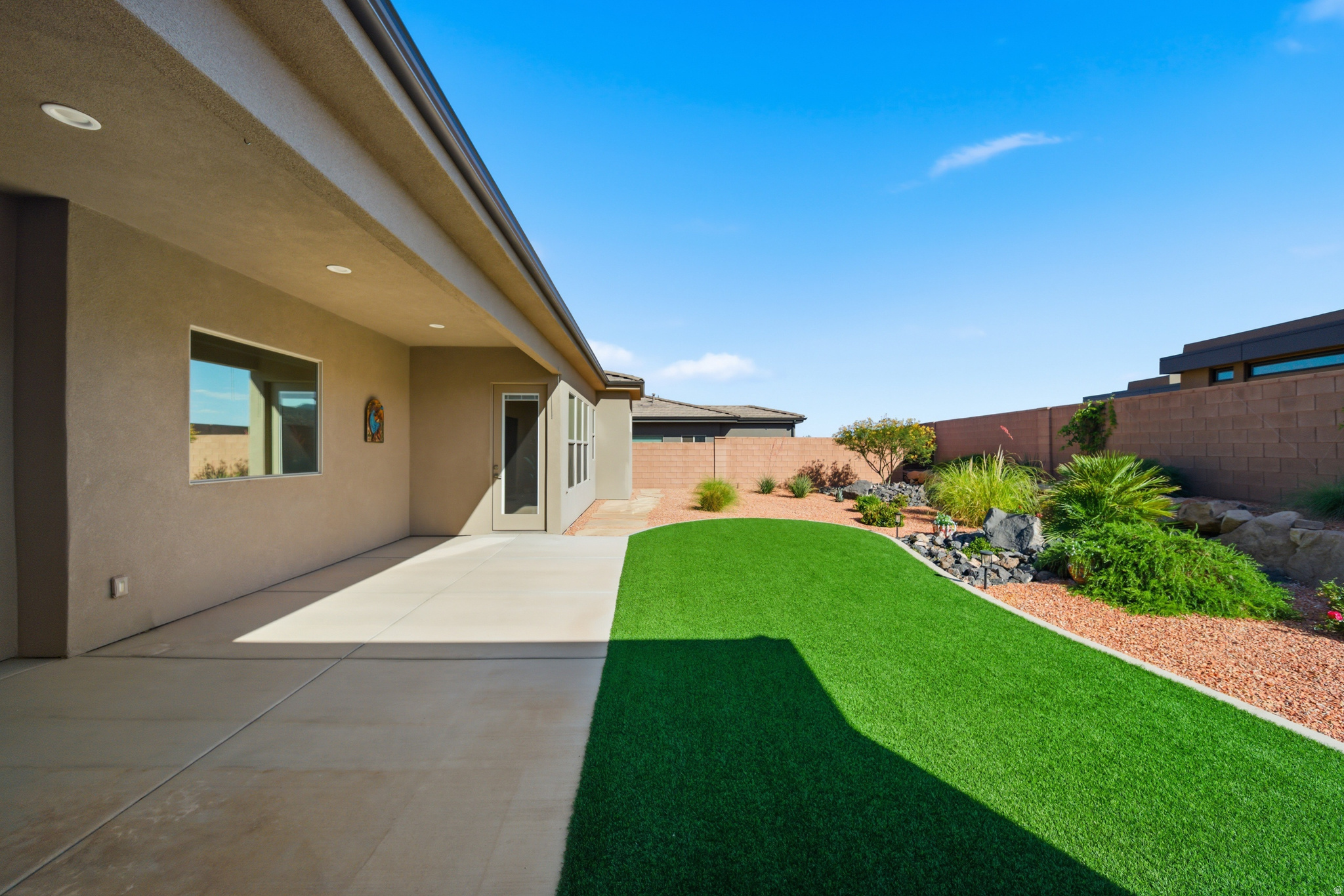 main property photo 51