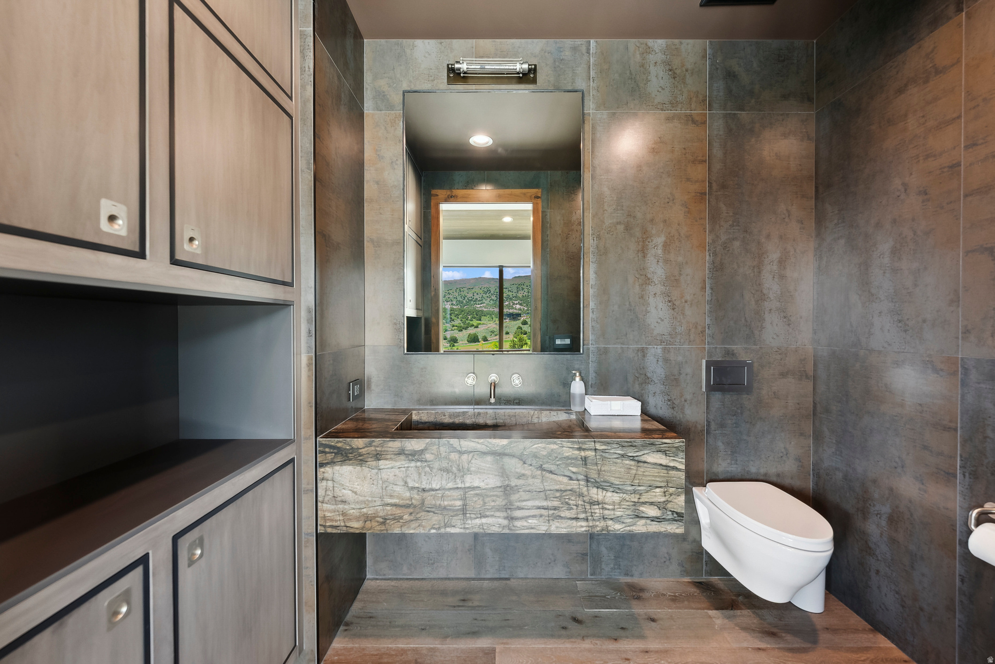 main property photo 110