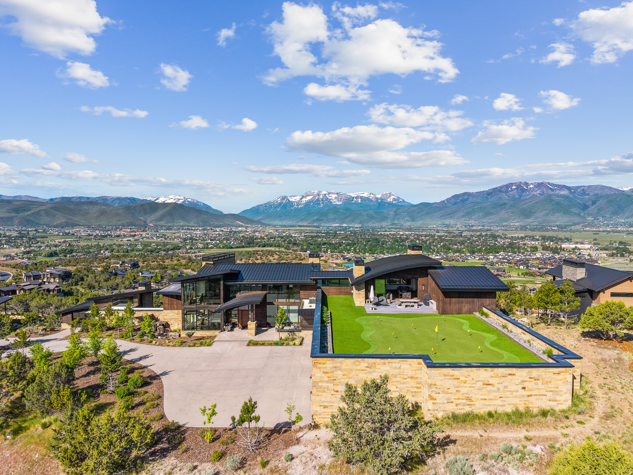 main property photo 153