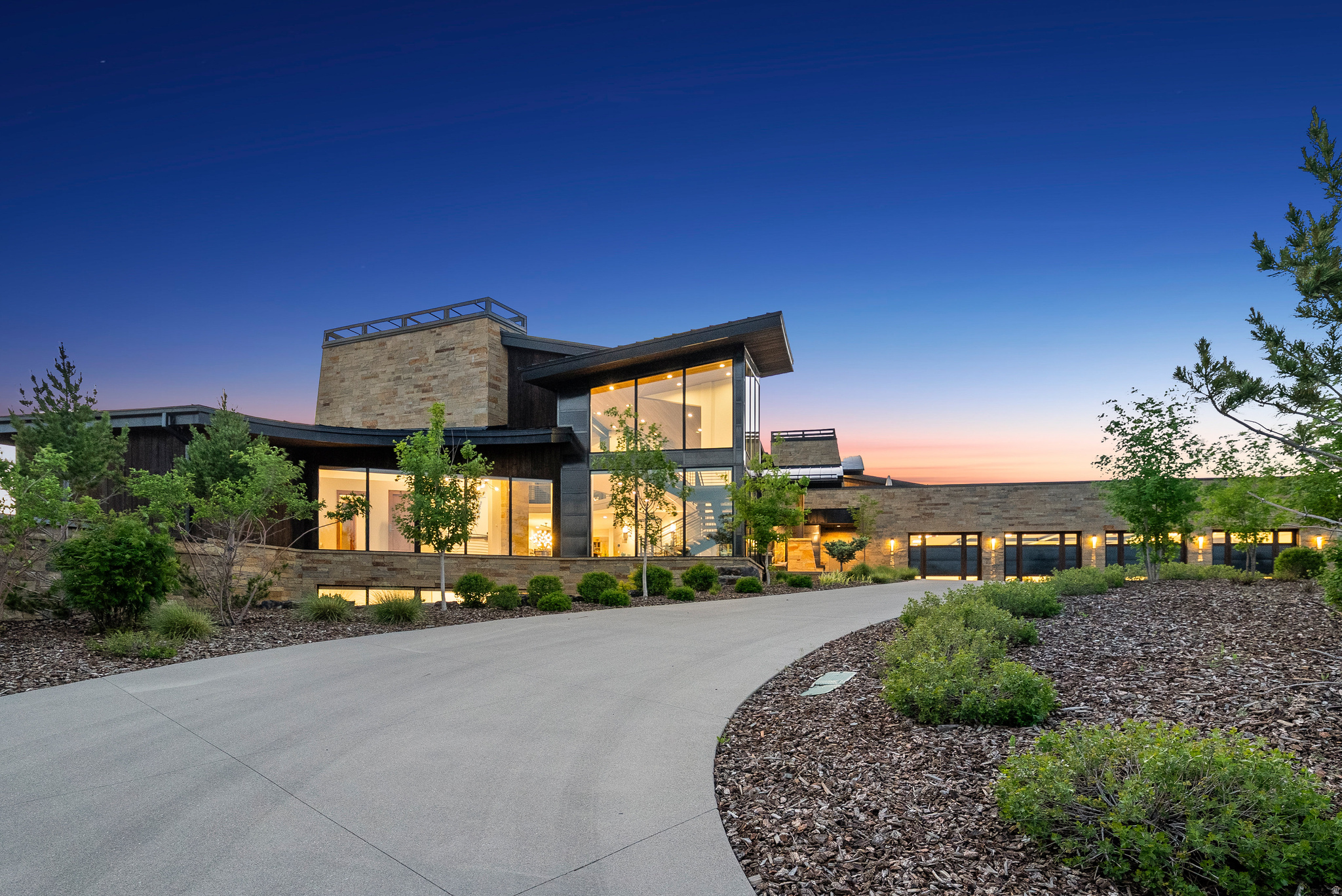 main property photo 161