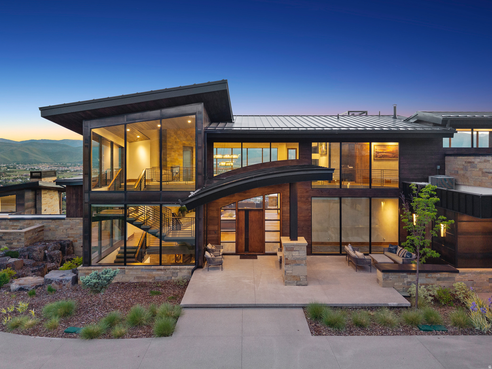 main property photo 168