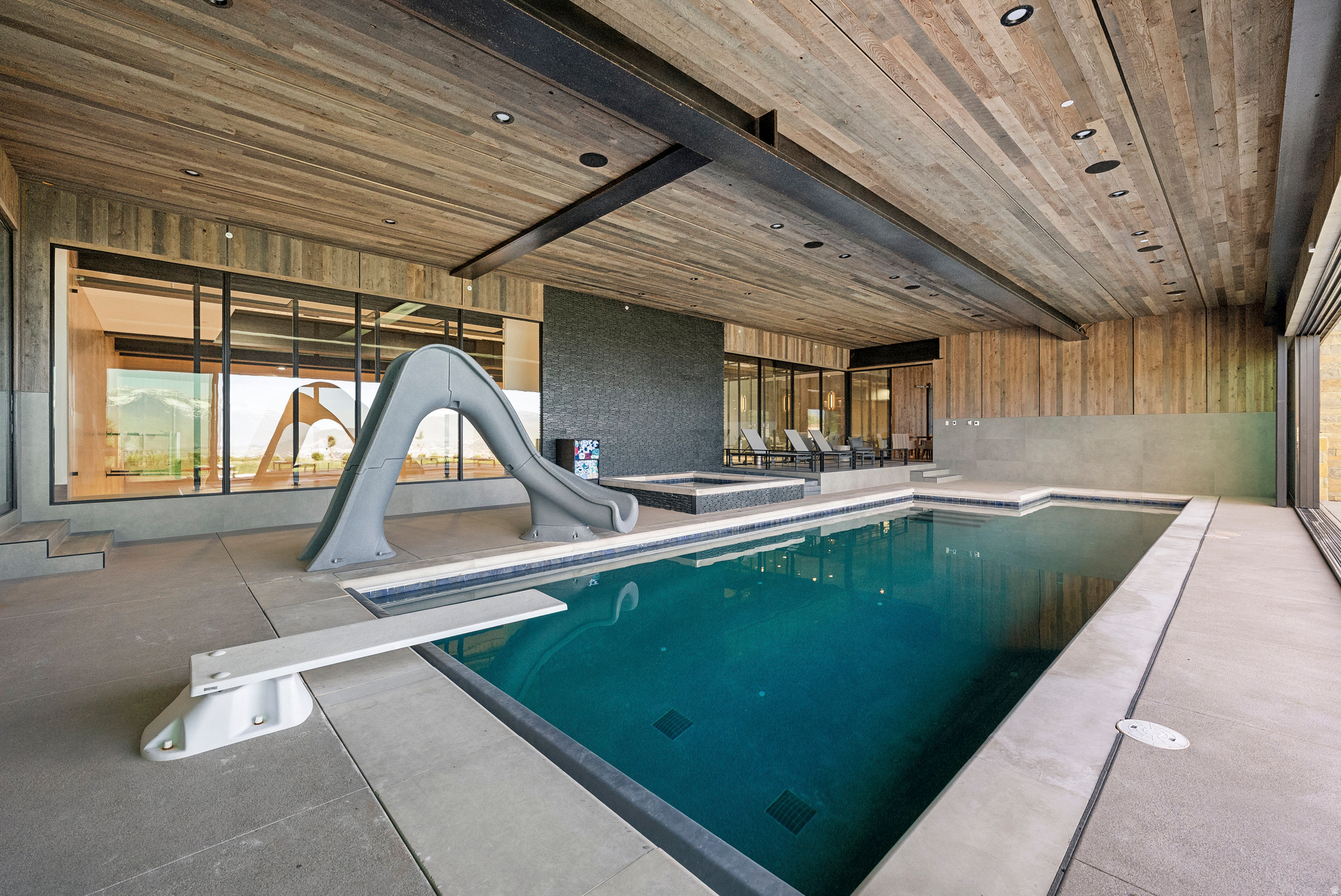 main property photo 64