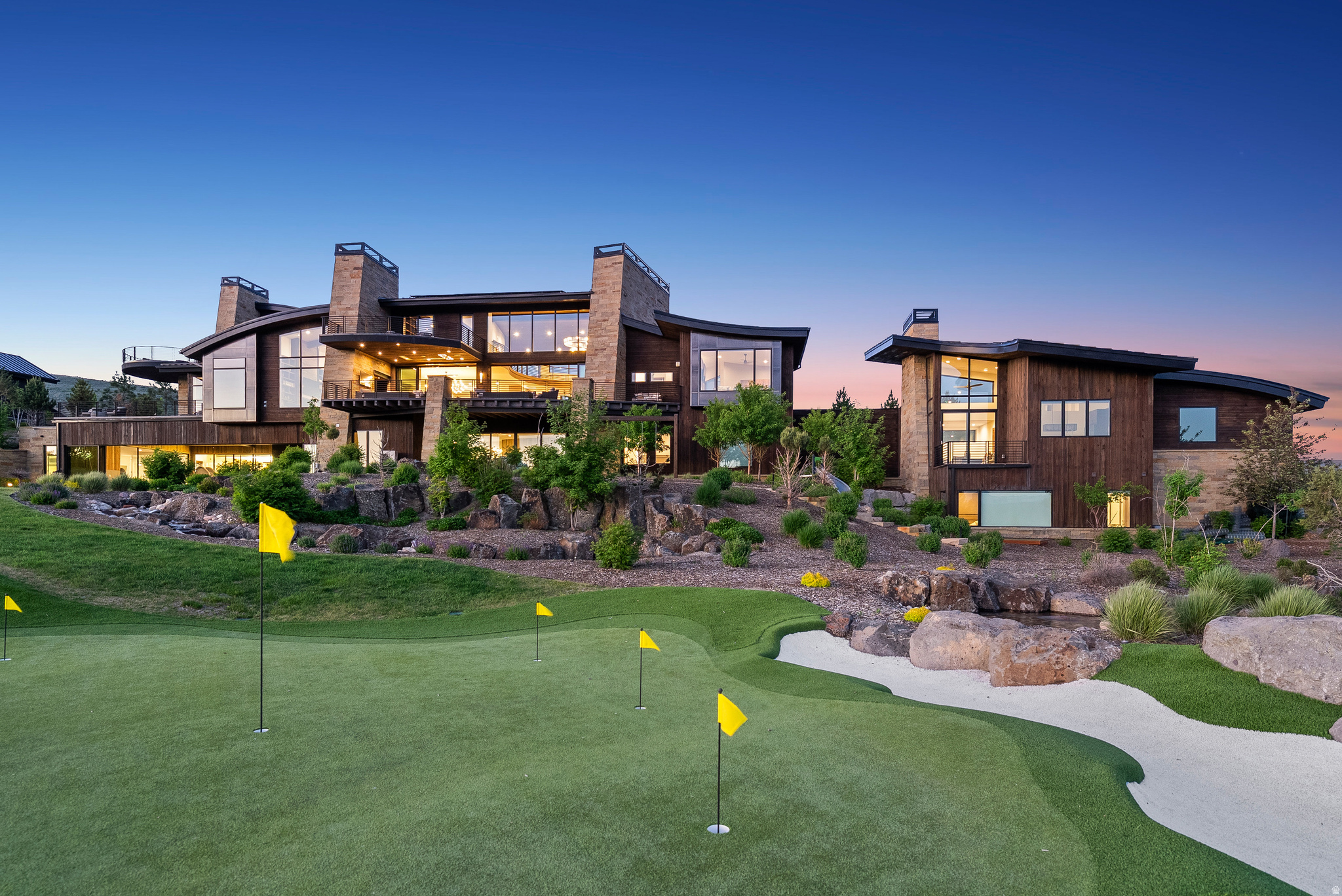 main property photo 70