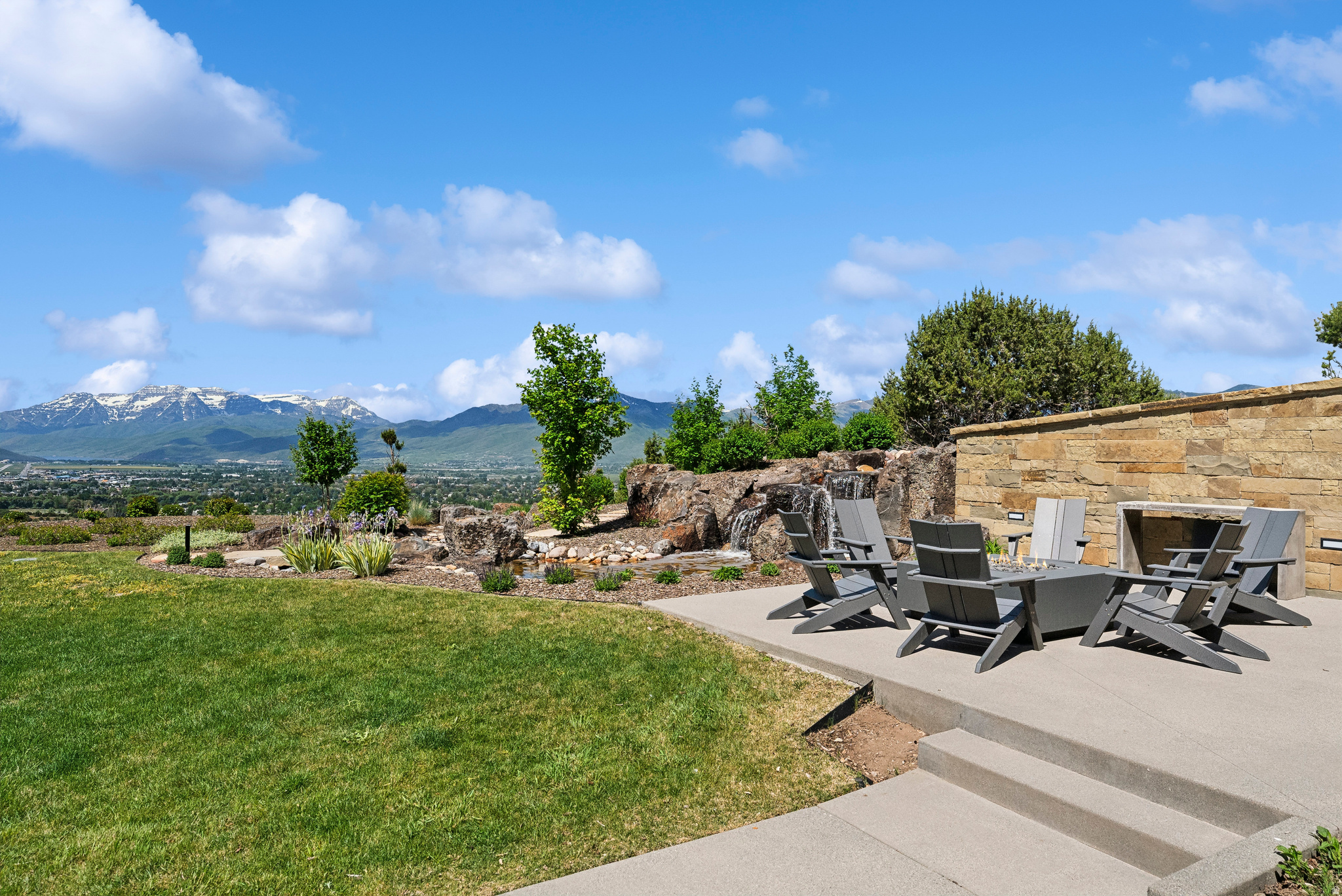 main property photo 75