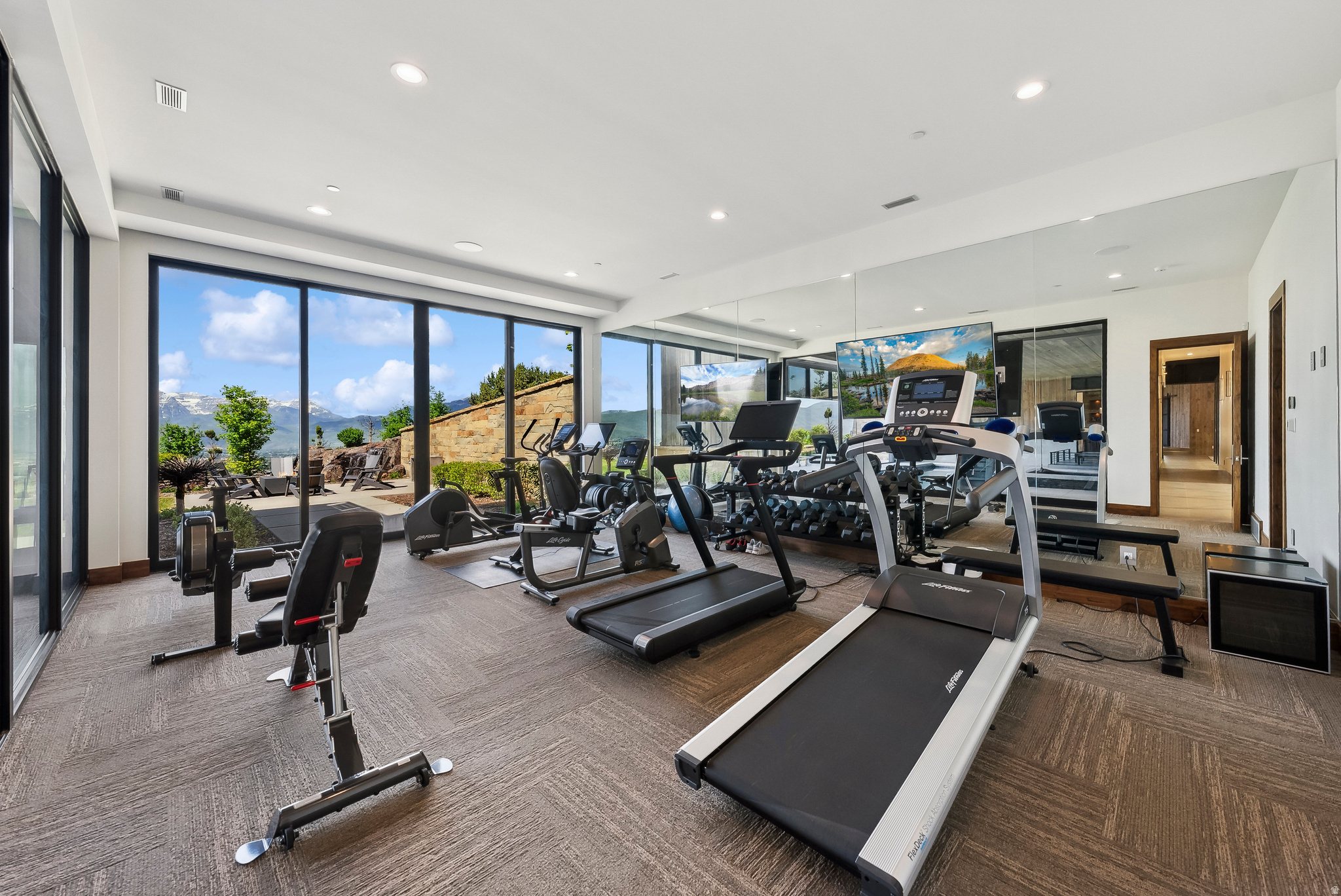 main property photo 76