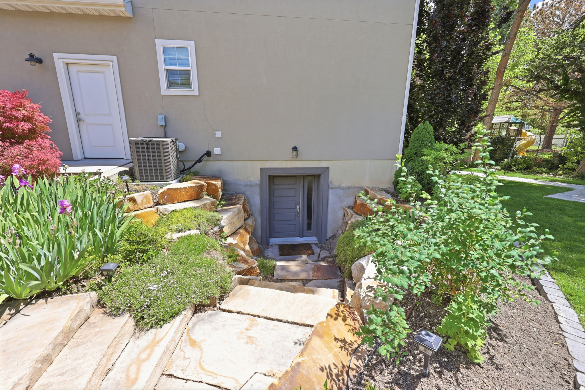 main property photo 45