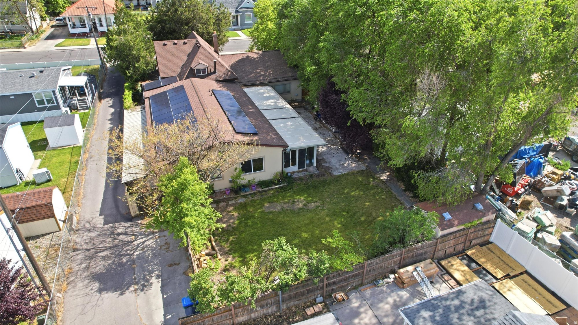 main property photo 48