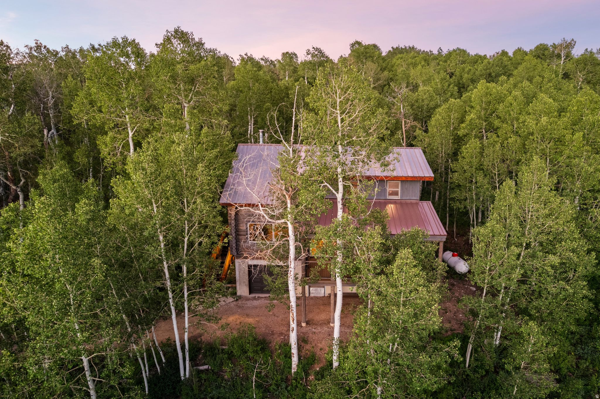 main property photo 38