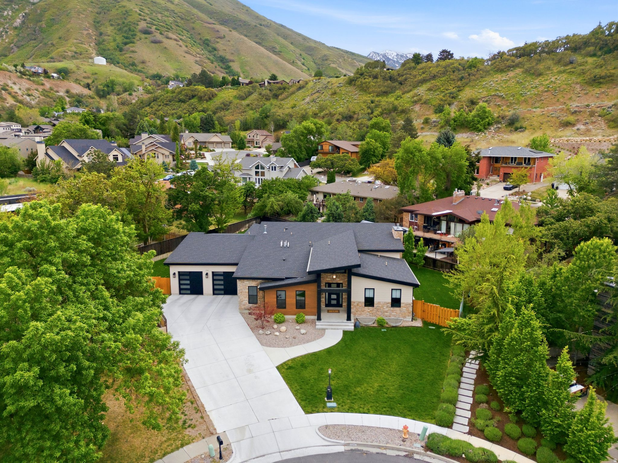 main property photo 68