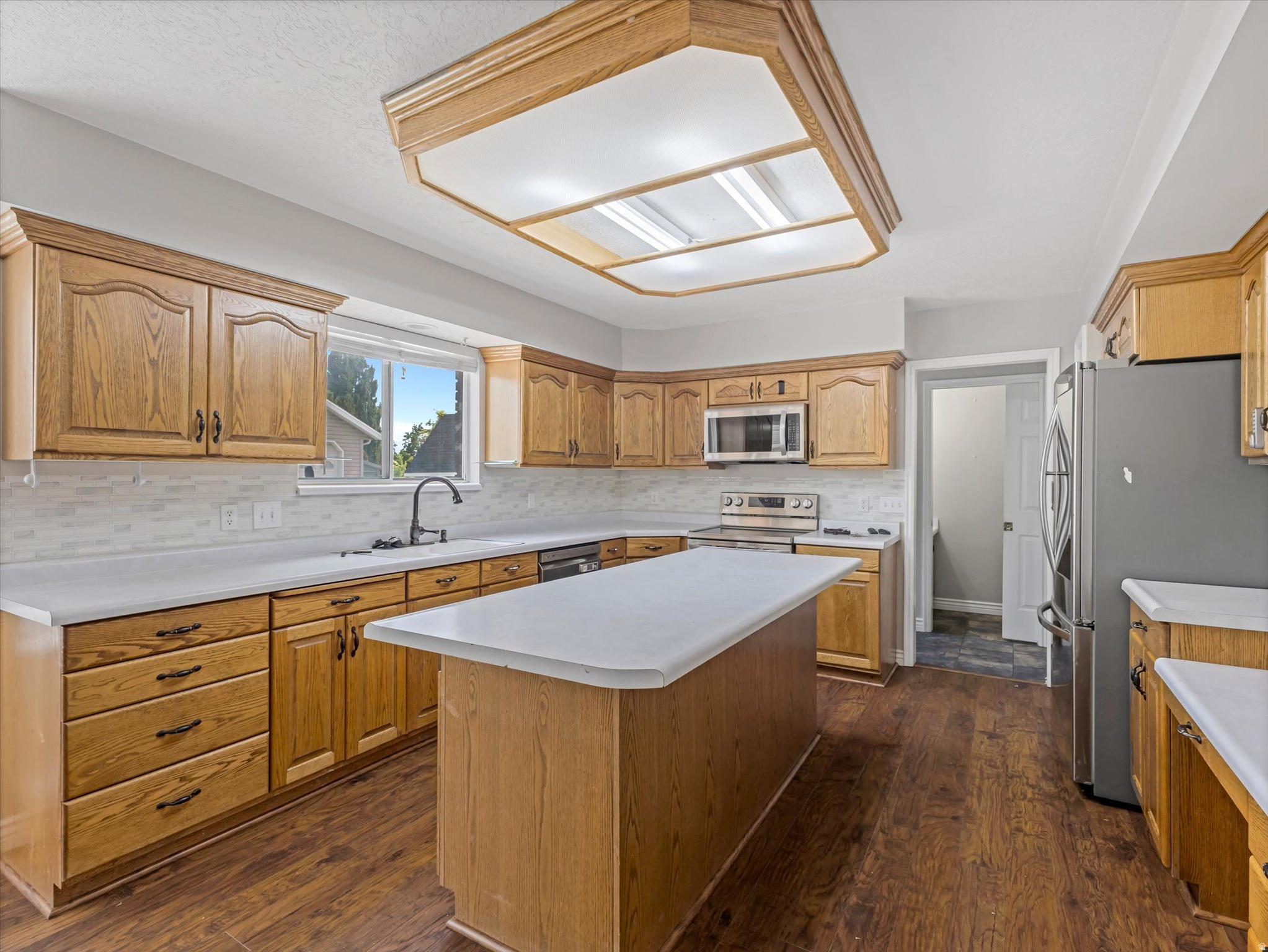 main property photo 17