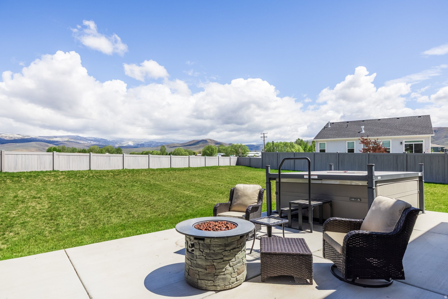 main property photo 71