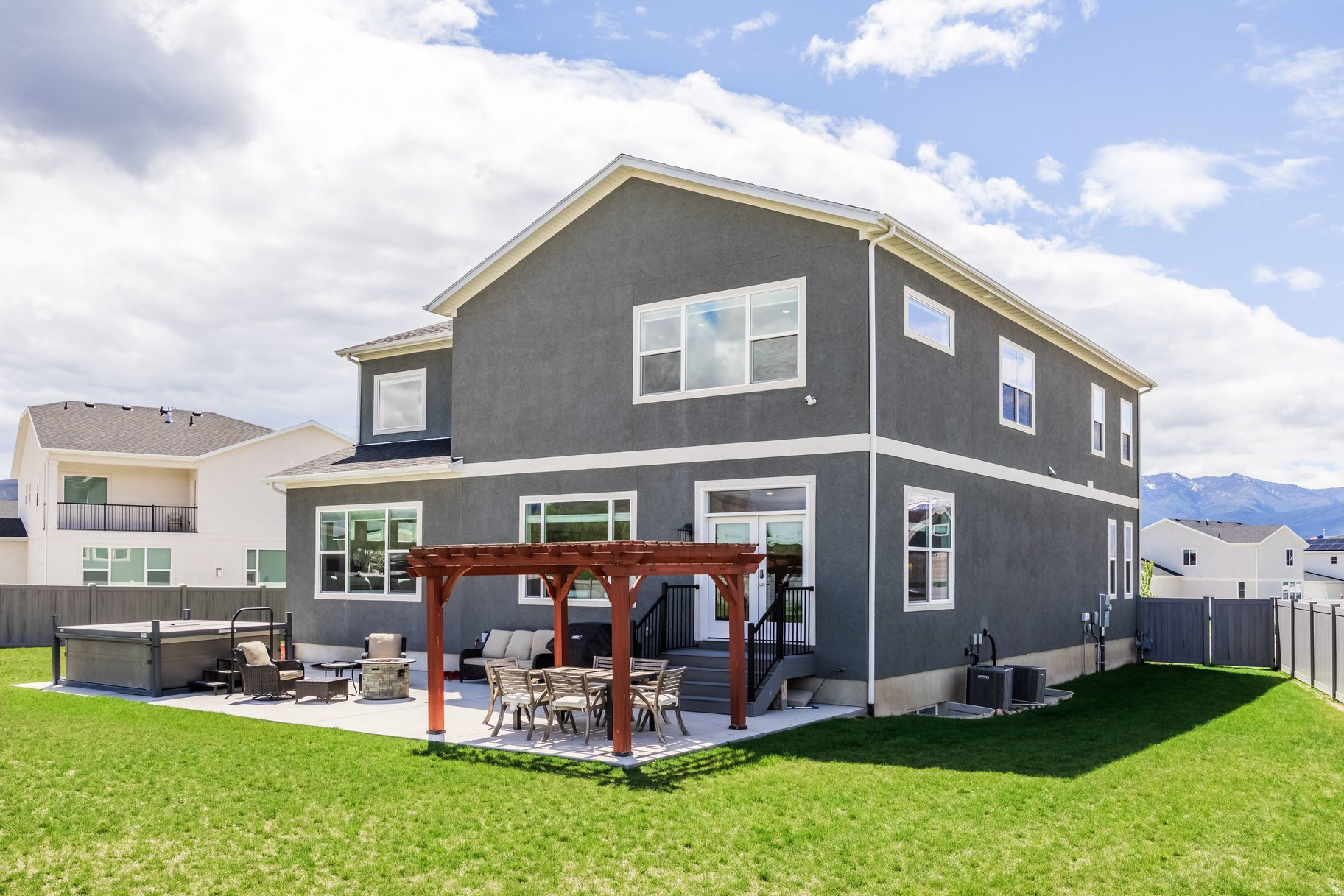 main property photo 74