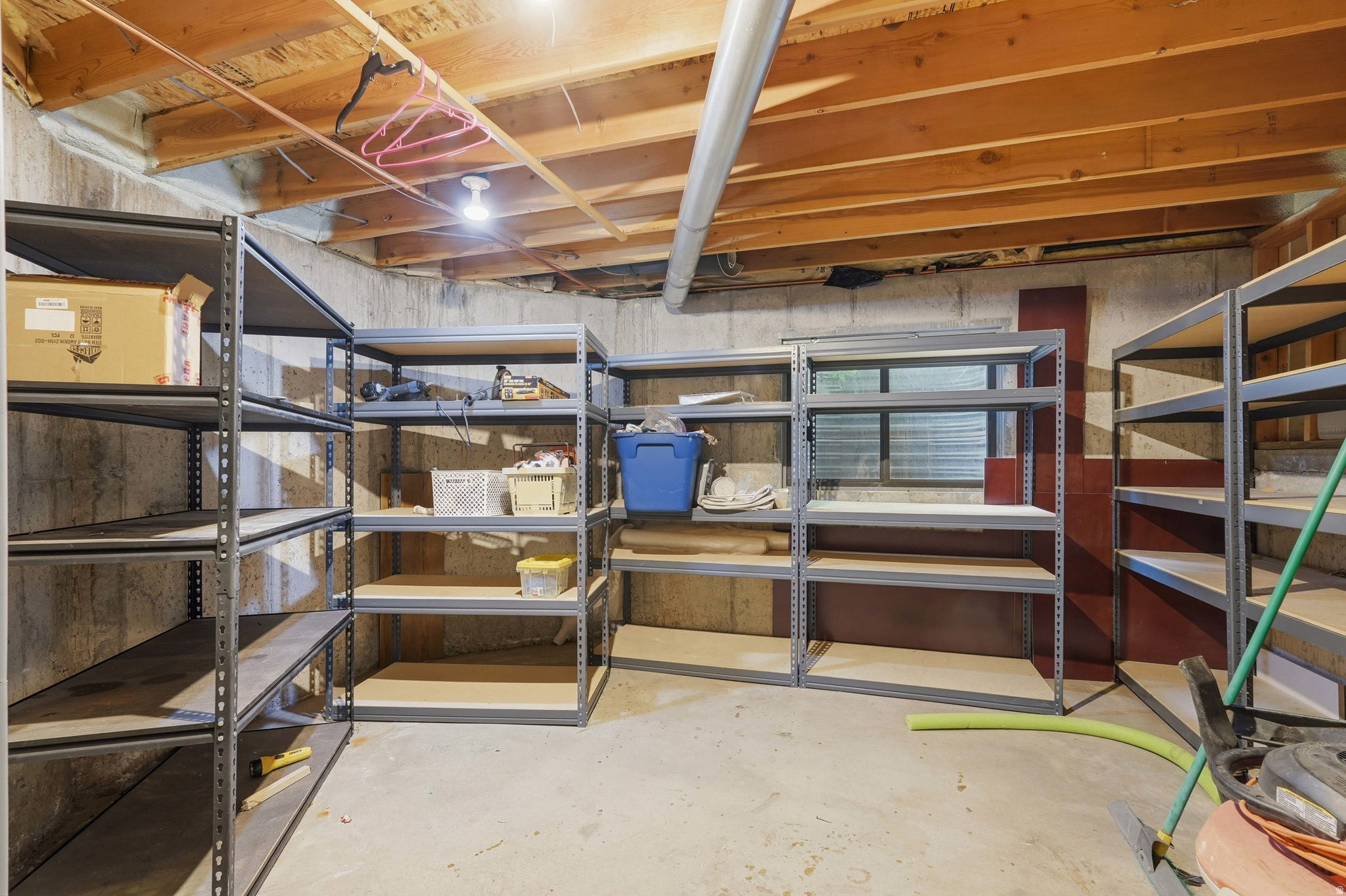 main property photo 40