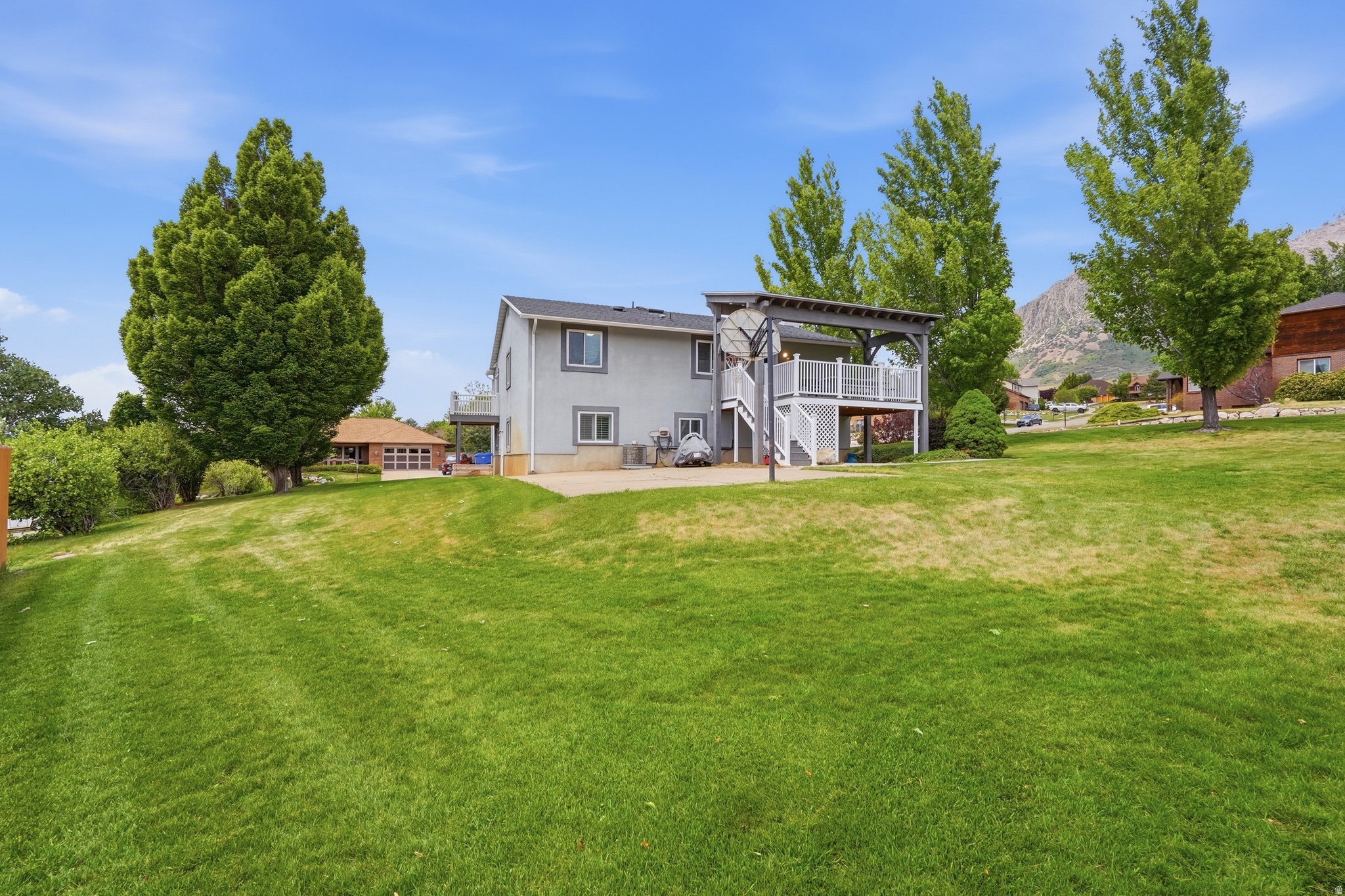 main property photo 46