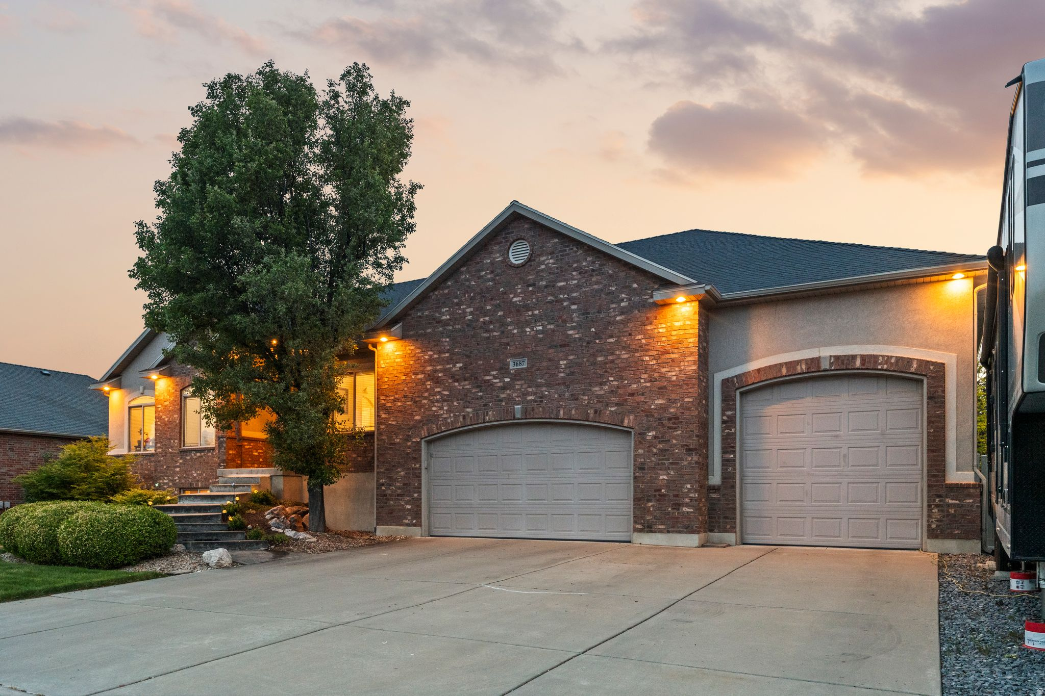 main property photo 70