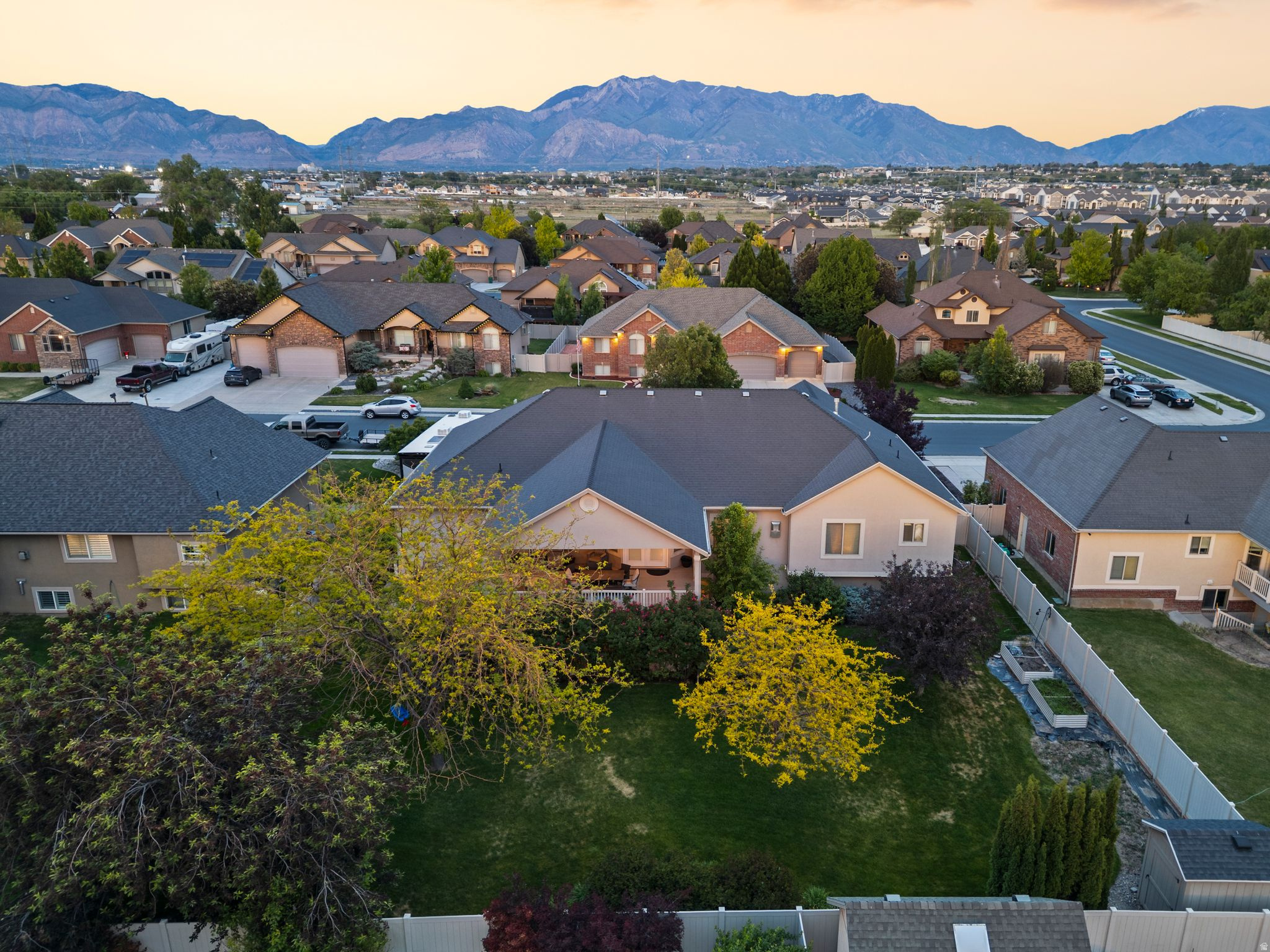 main property photo 74