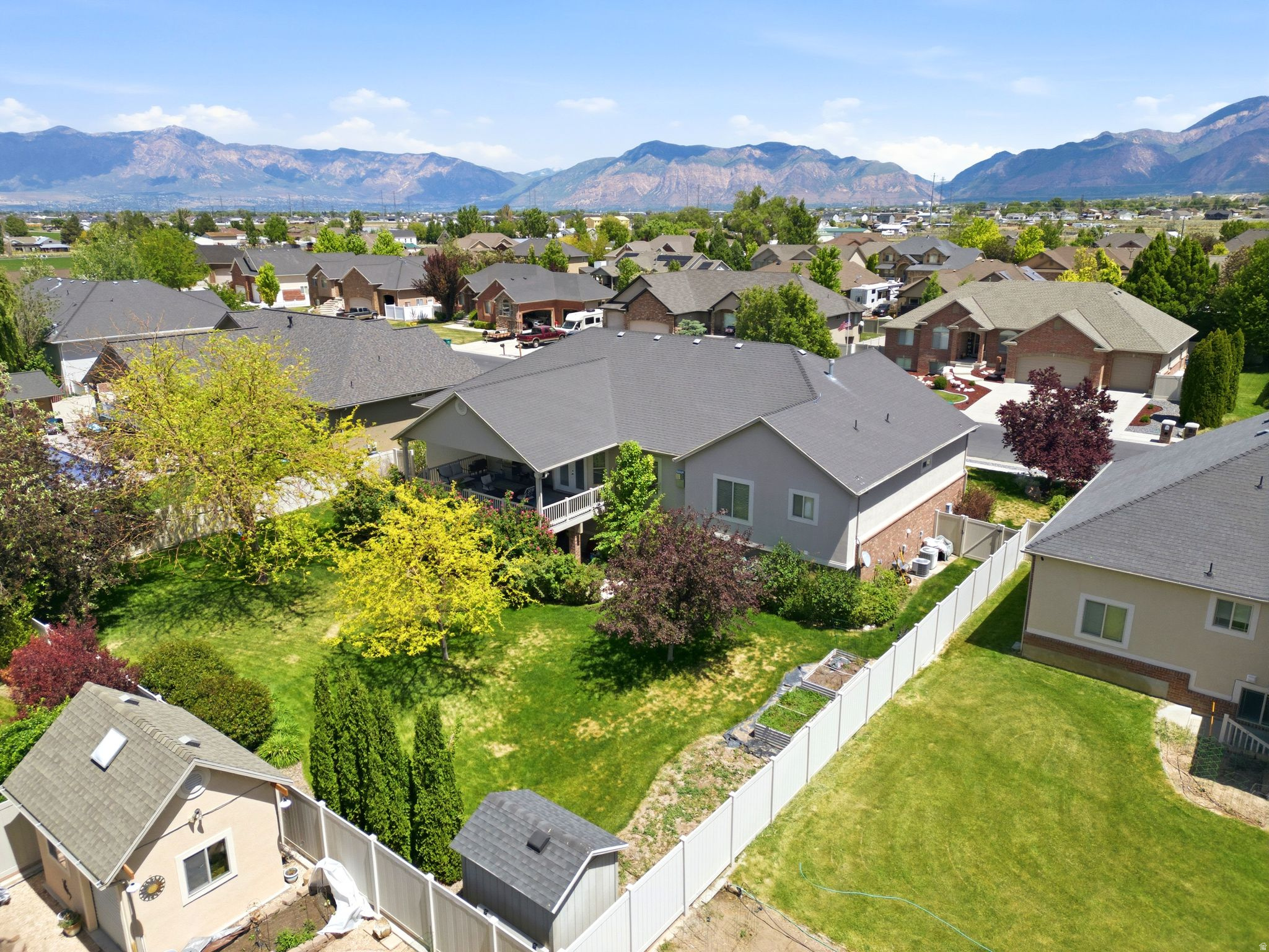 main property photo 86