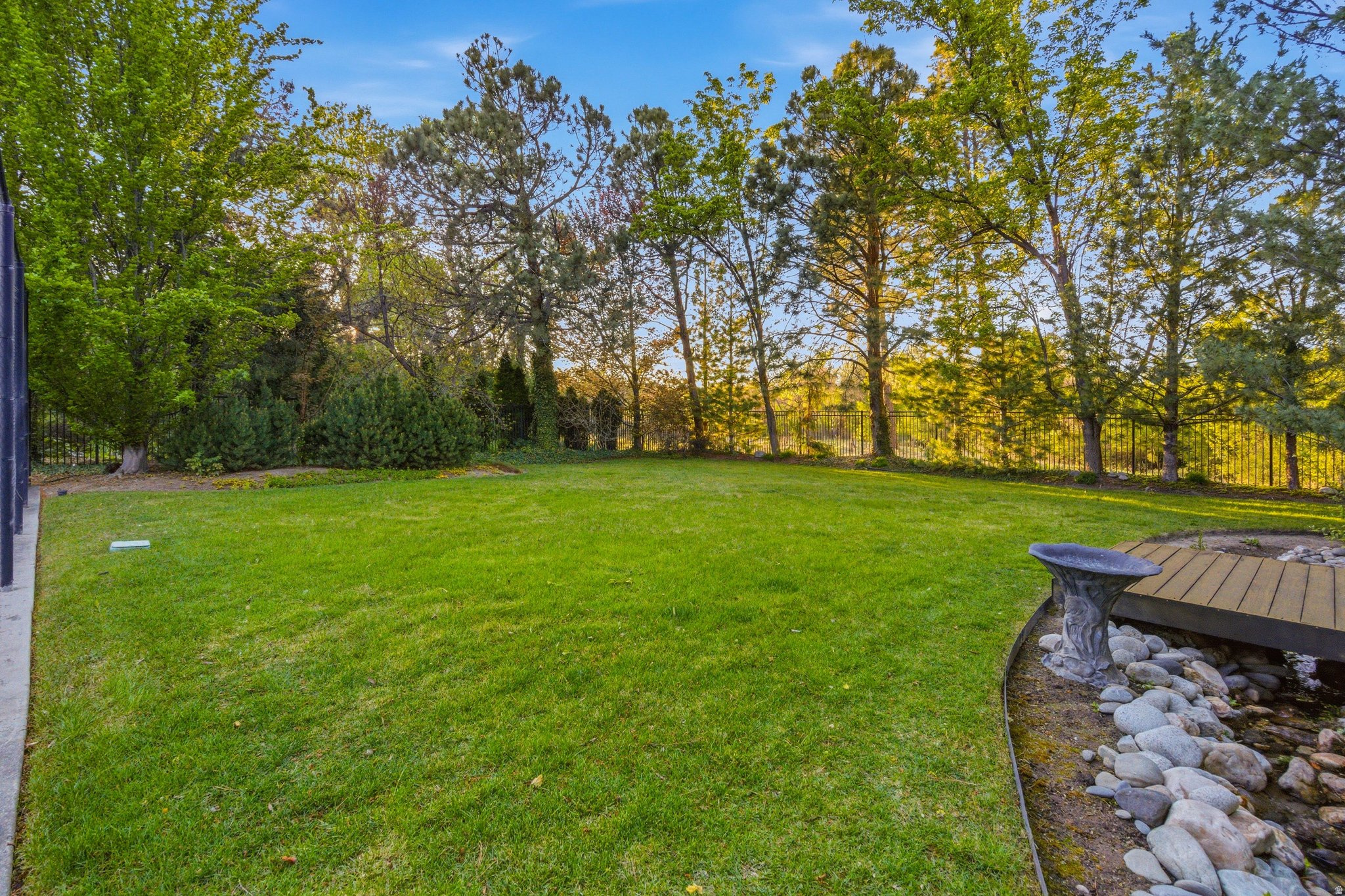 main property photo 102