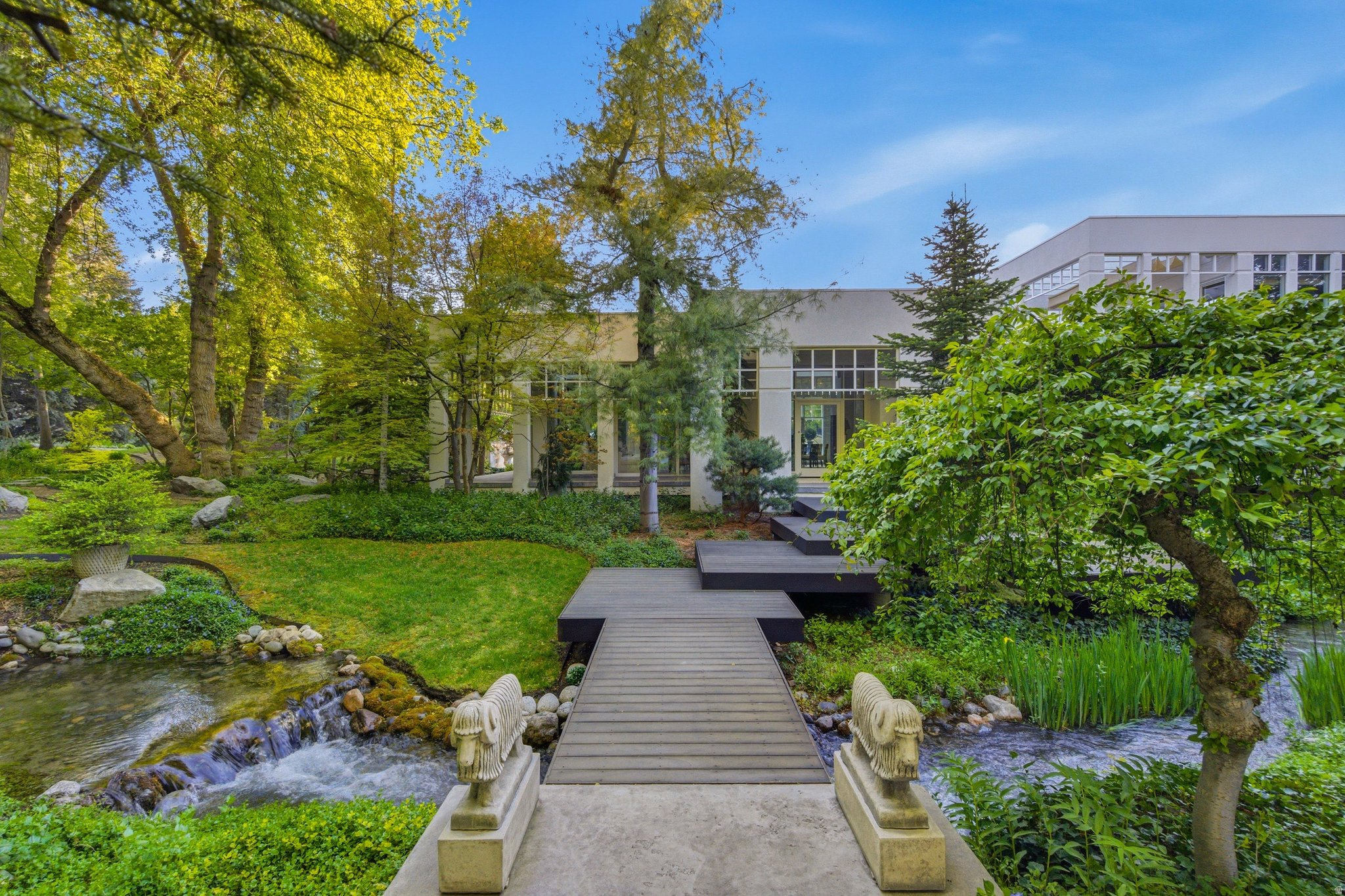 main property photo 114