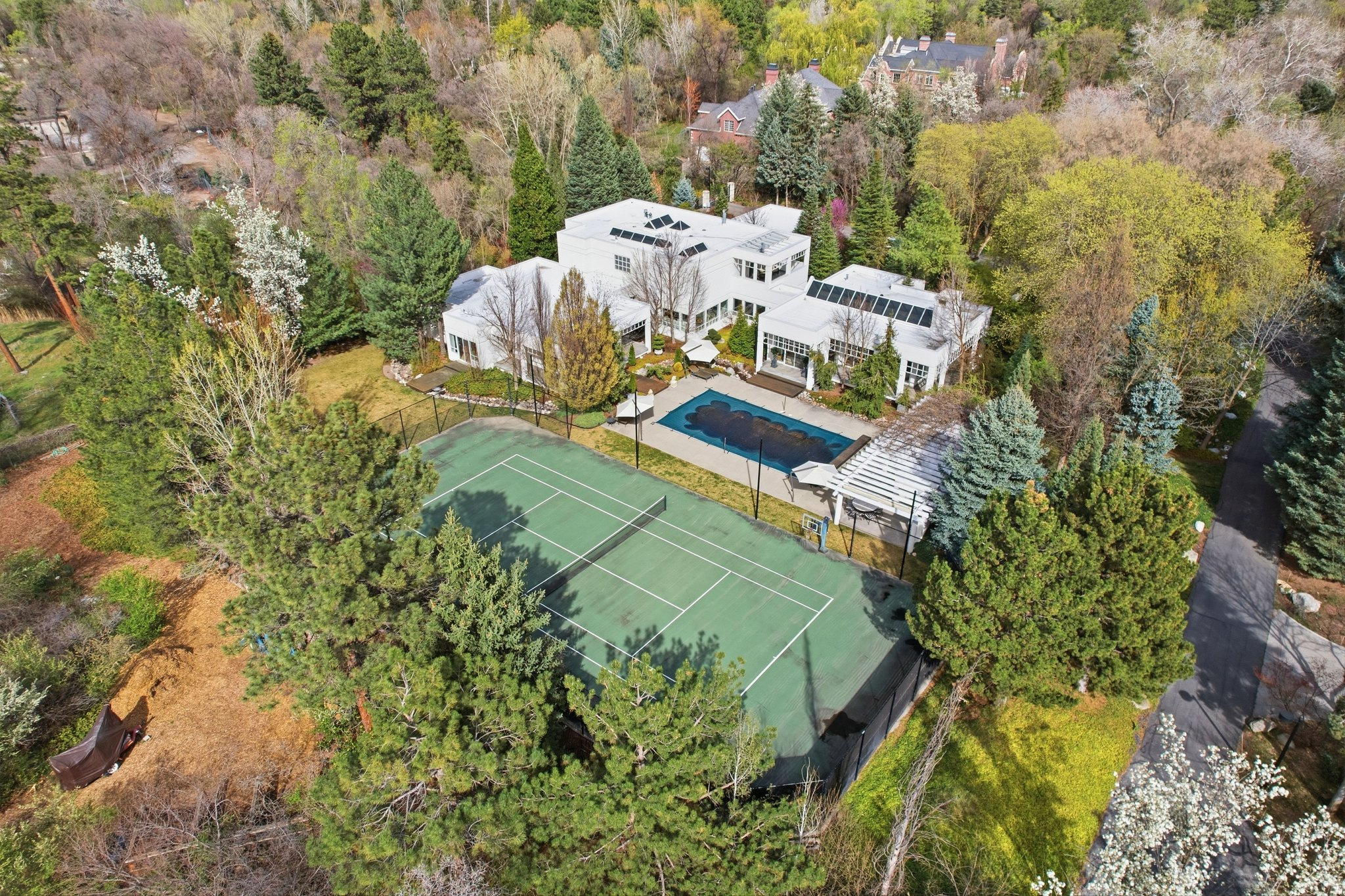 main property photo 135