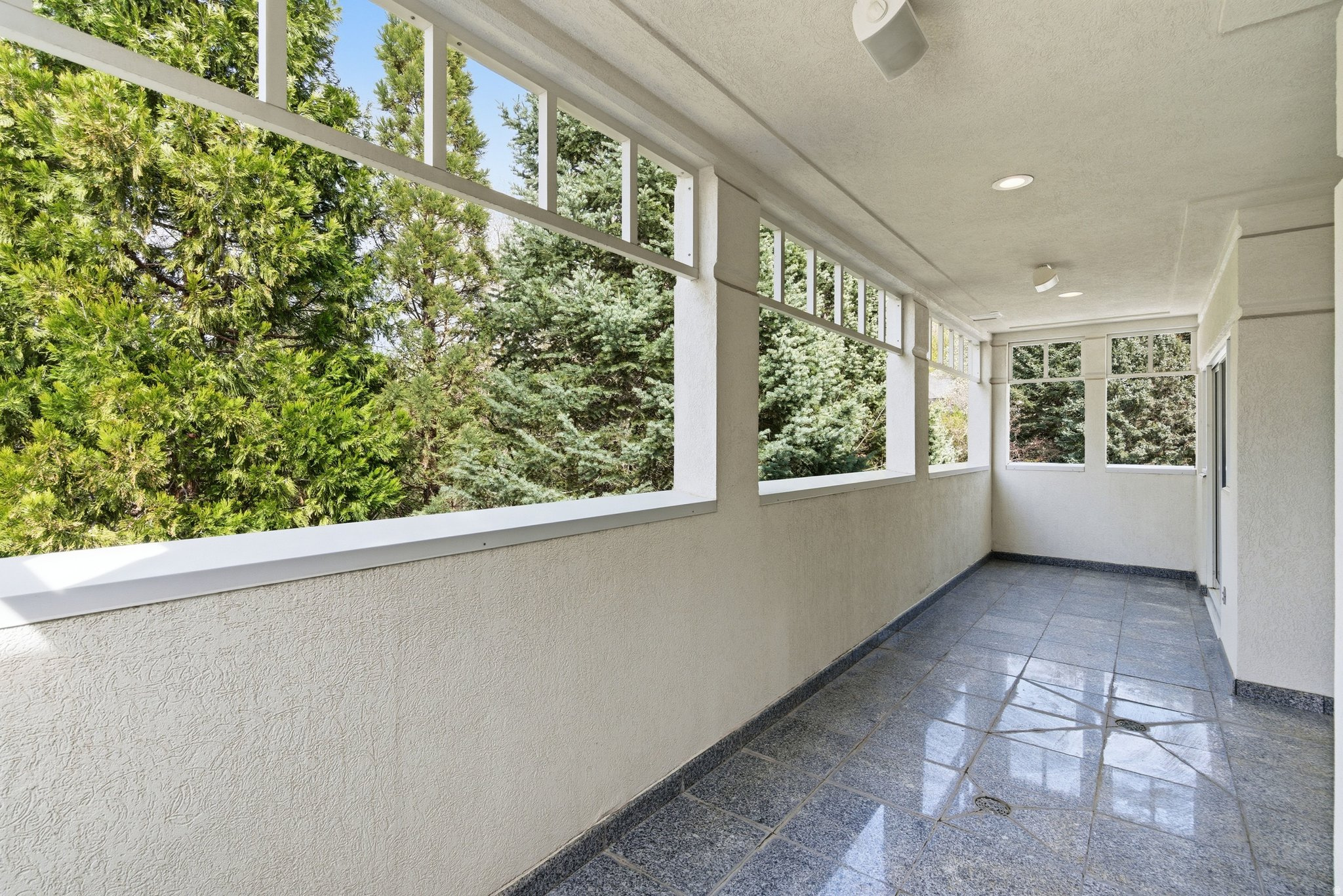 main property photo 67