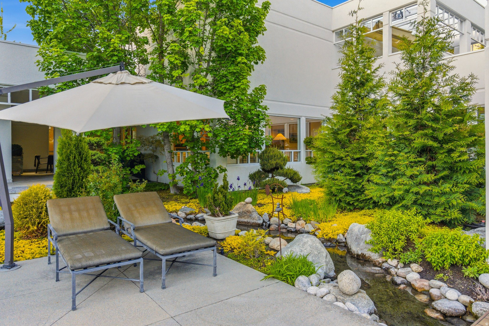 main property photo 92