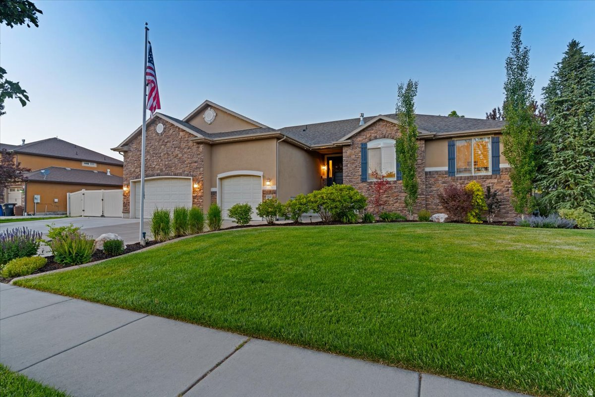 main property photo 60